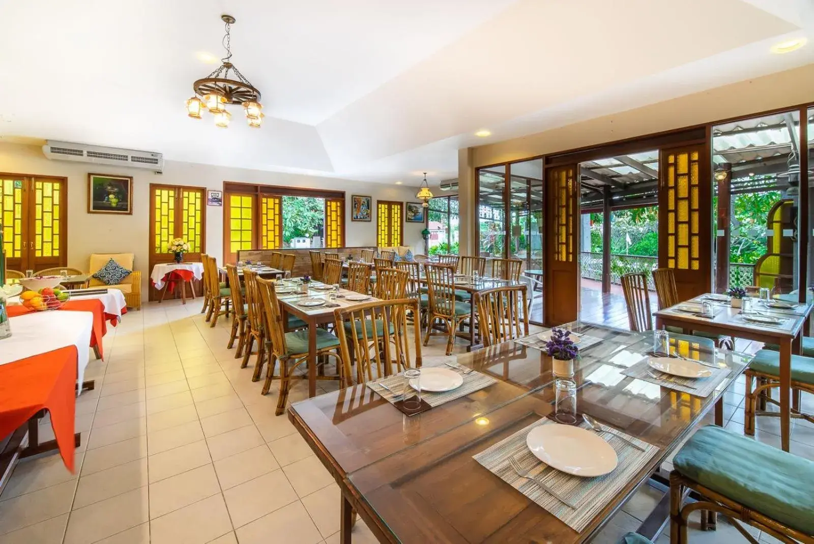 Restaurant/places to eat in Blu Marine Hua Hin Resort and Villas Restaurant/places to eat in Blu Marine Hua Hin Resort and Villas