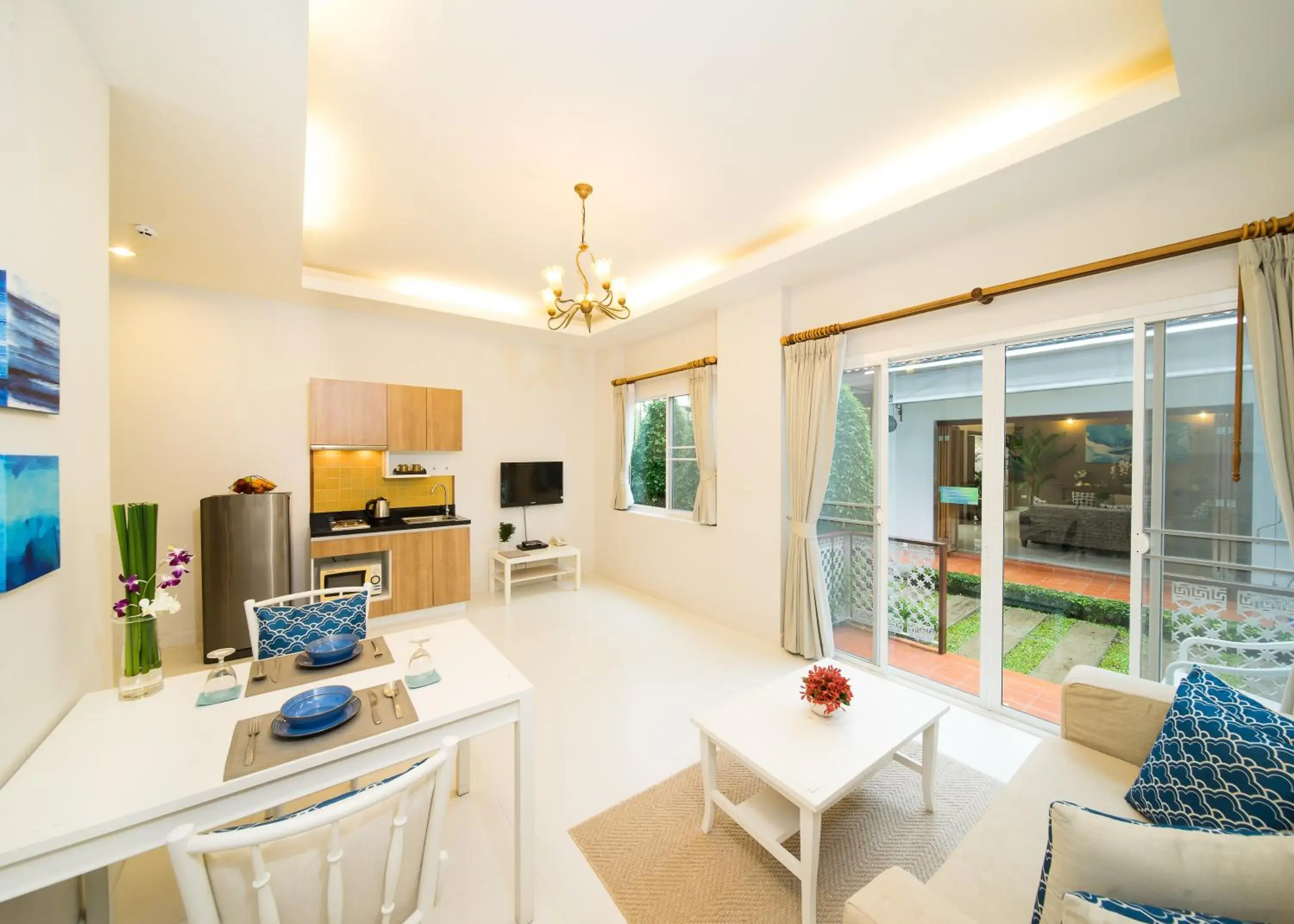 TV and multimedia in Blu Marine Hua Hin Resort and Villas TV and multimedia in Blu Marine Hua Hin Resort and Villas