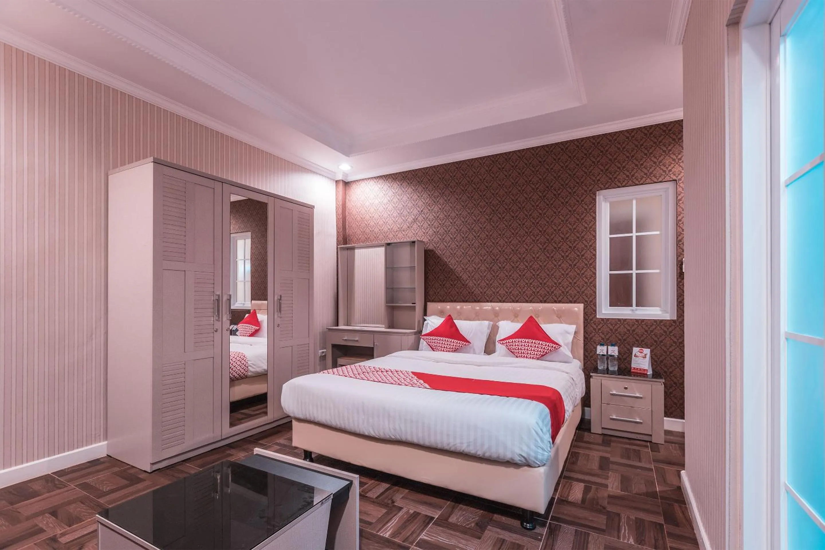 Bedroom, Bed in Capital O 371 Kwitang Guest House