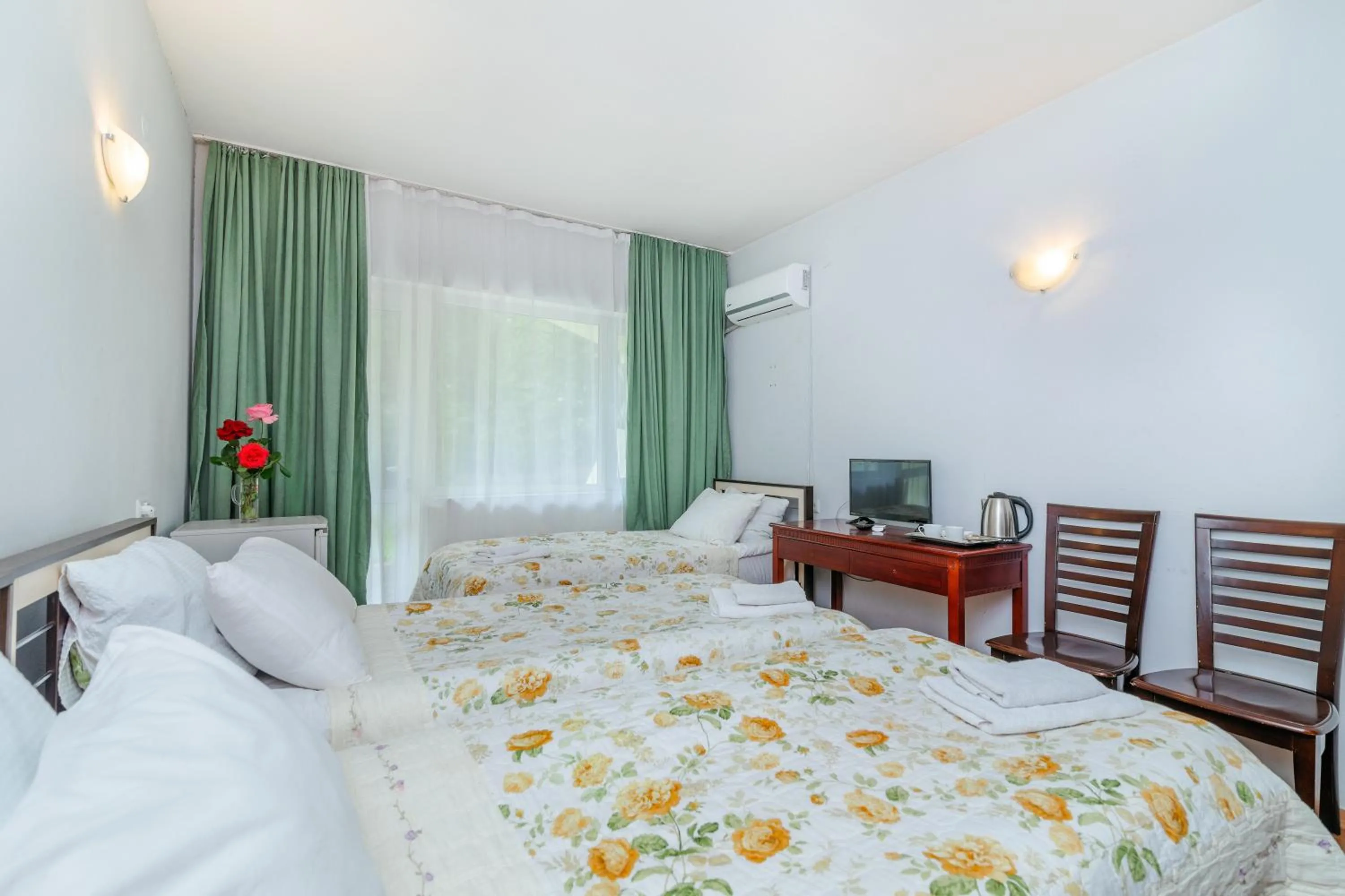 Triple Room with Terrace in EcoRest - Likani Palace