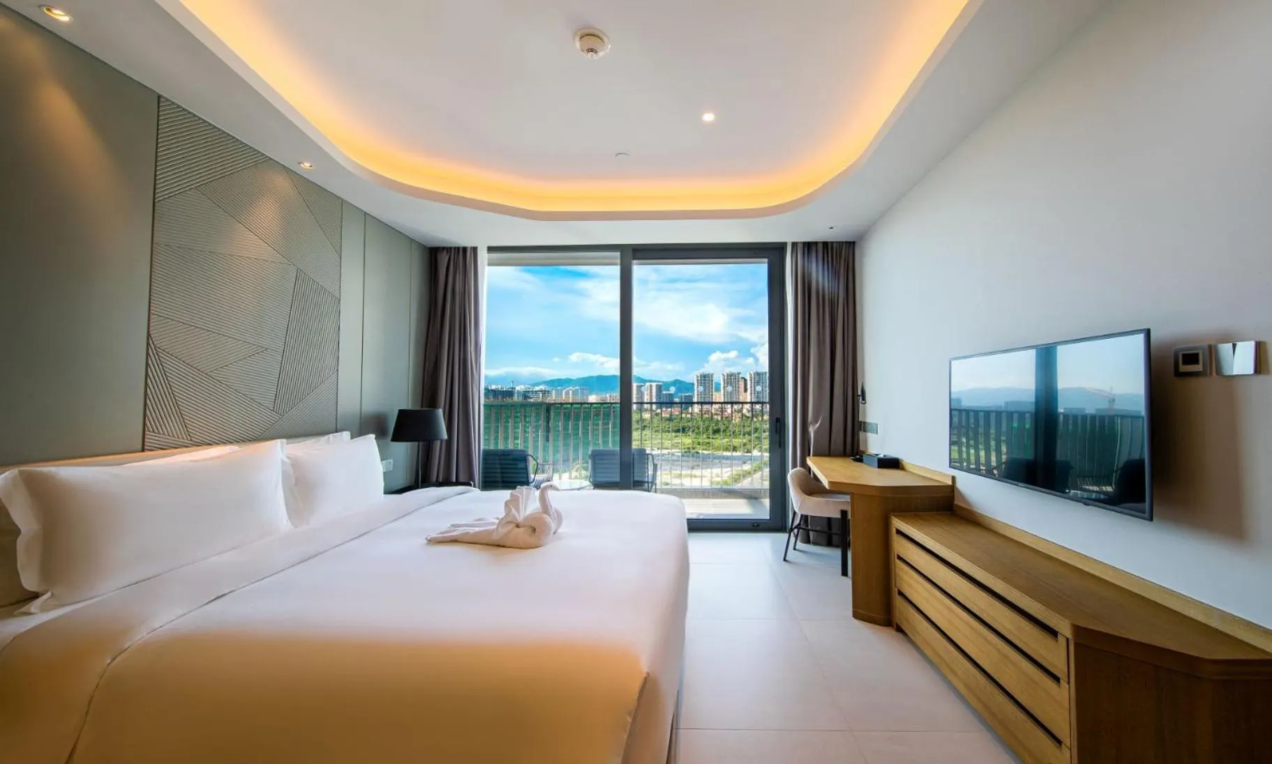 Bed in Oakwood Apartments Sanya