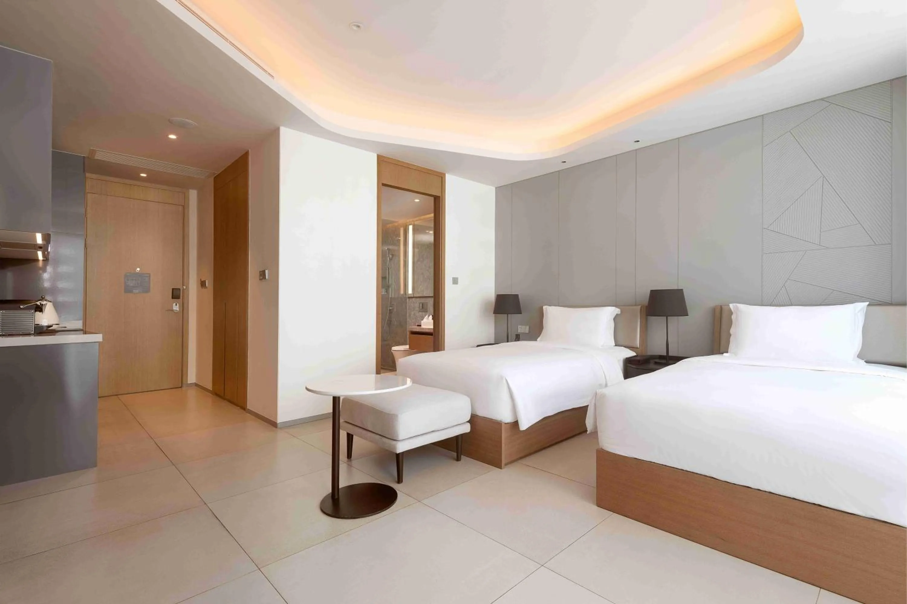 Property building, Bed in Oakwood Apartments Sanya