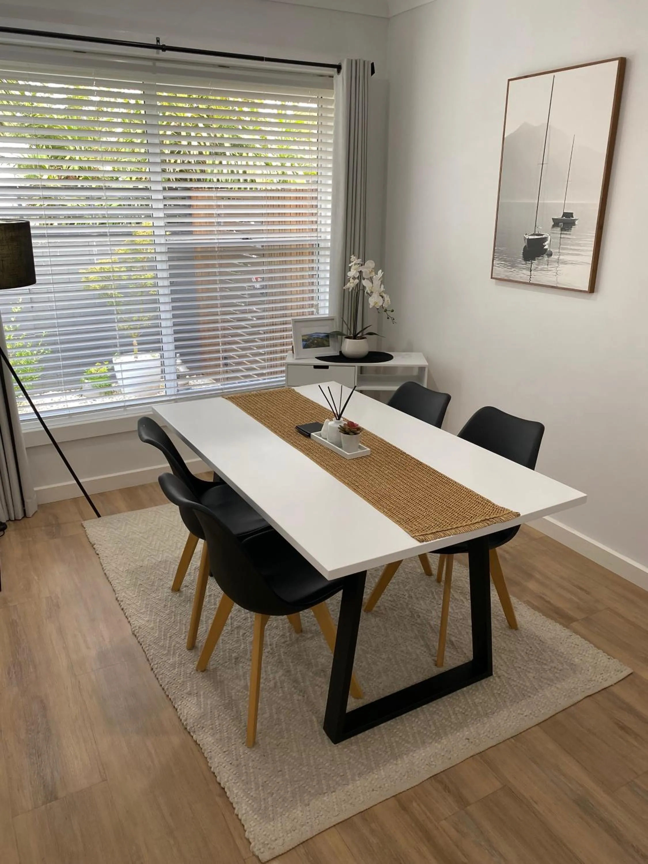 Dining area in Annie's Apartment