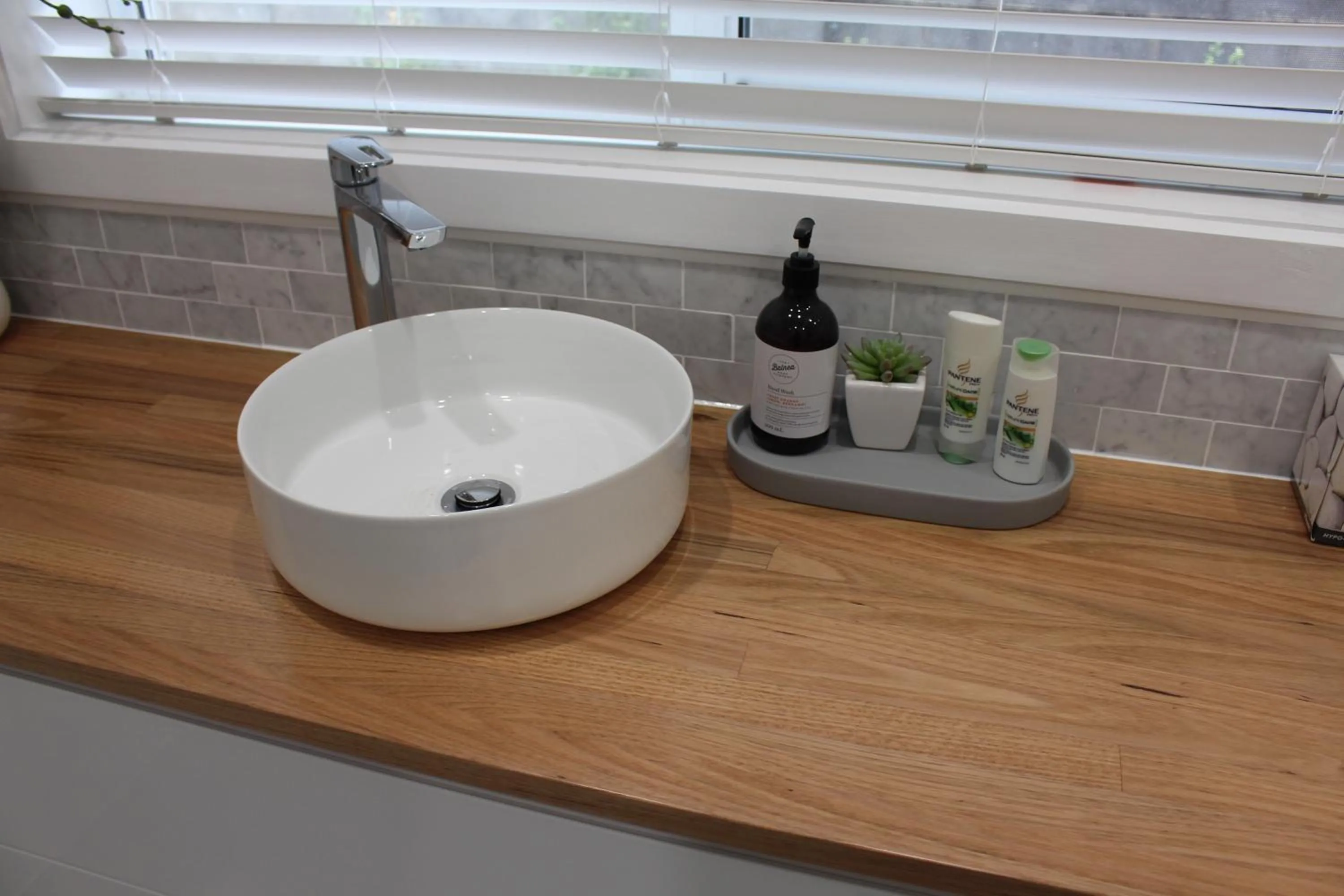 Bathroom in Annie's Apartment