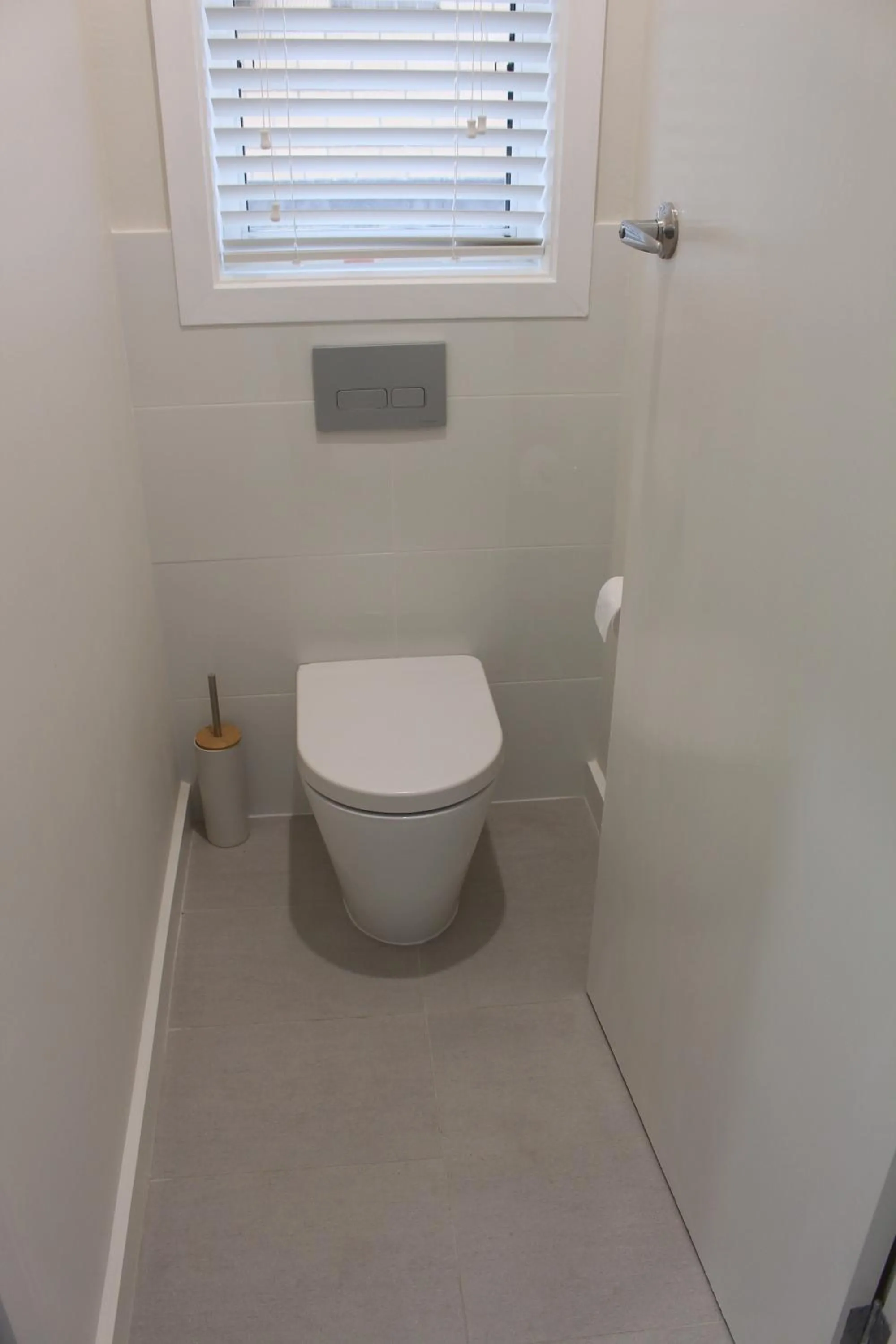 Toilet in Annie's Apartment