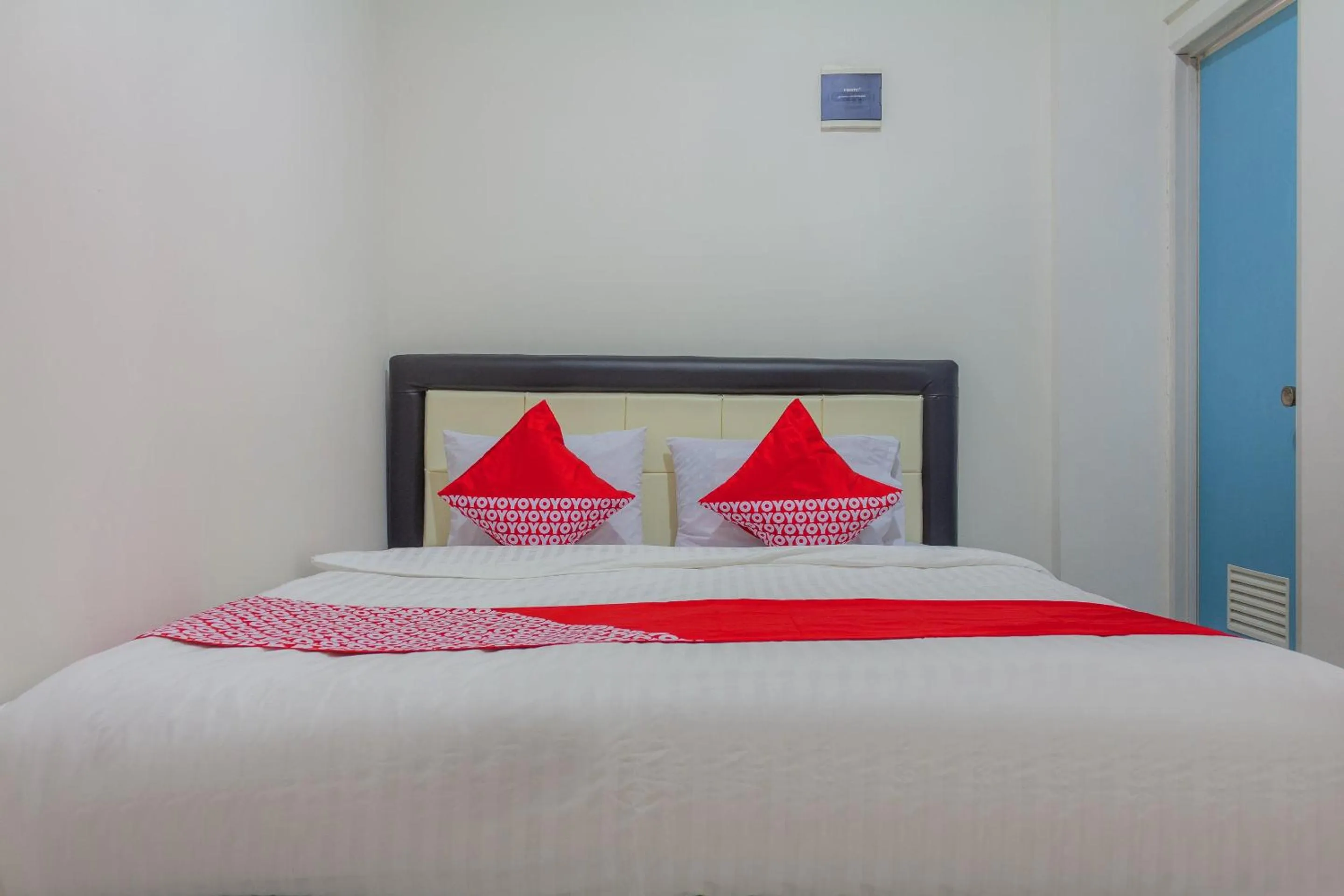 Bedroom, Bed in Hotel O 77 Guesthouse