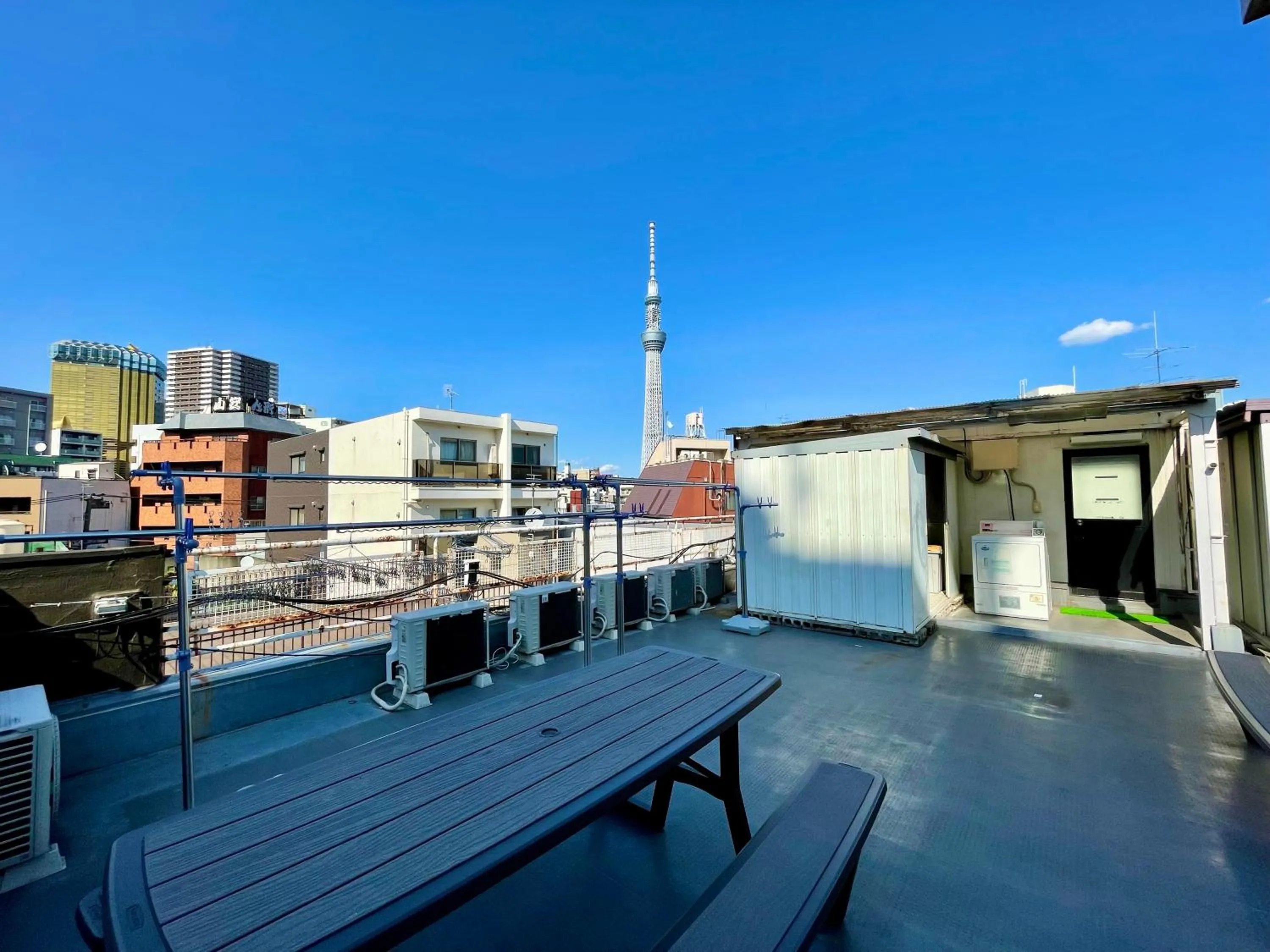 Balcony/Terrace in Nomad Hostel East