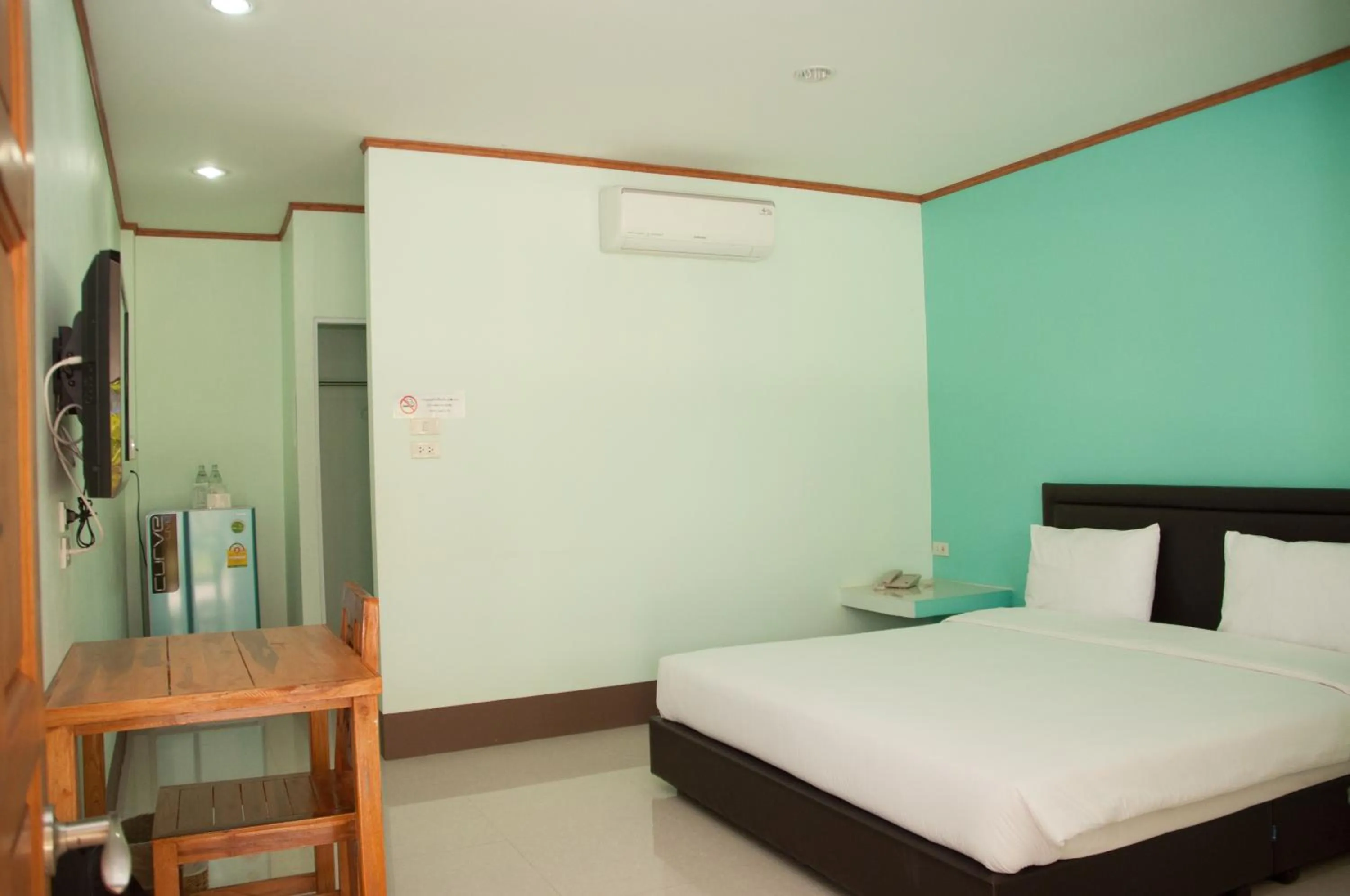 Photo of the whole room in A Nice Resort