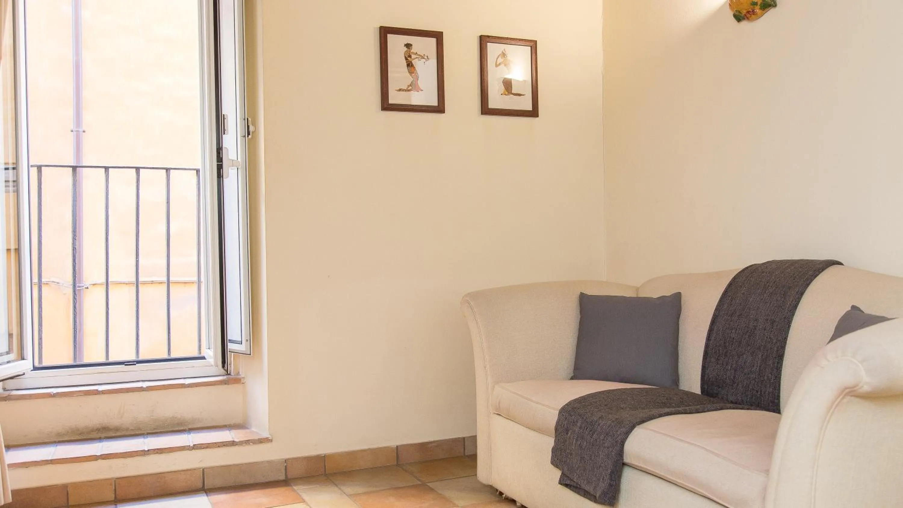 Rental in Rome Falegnami