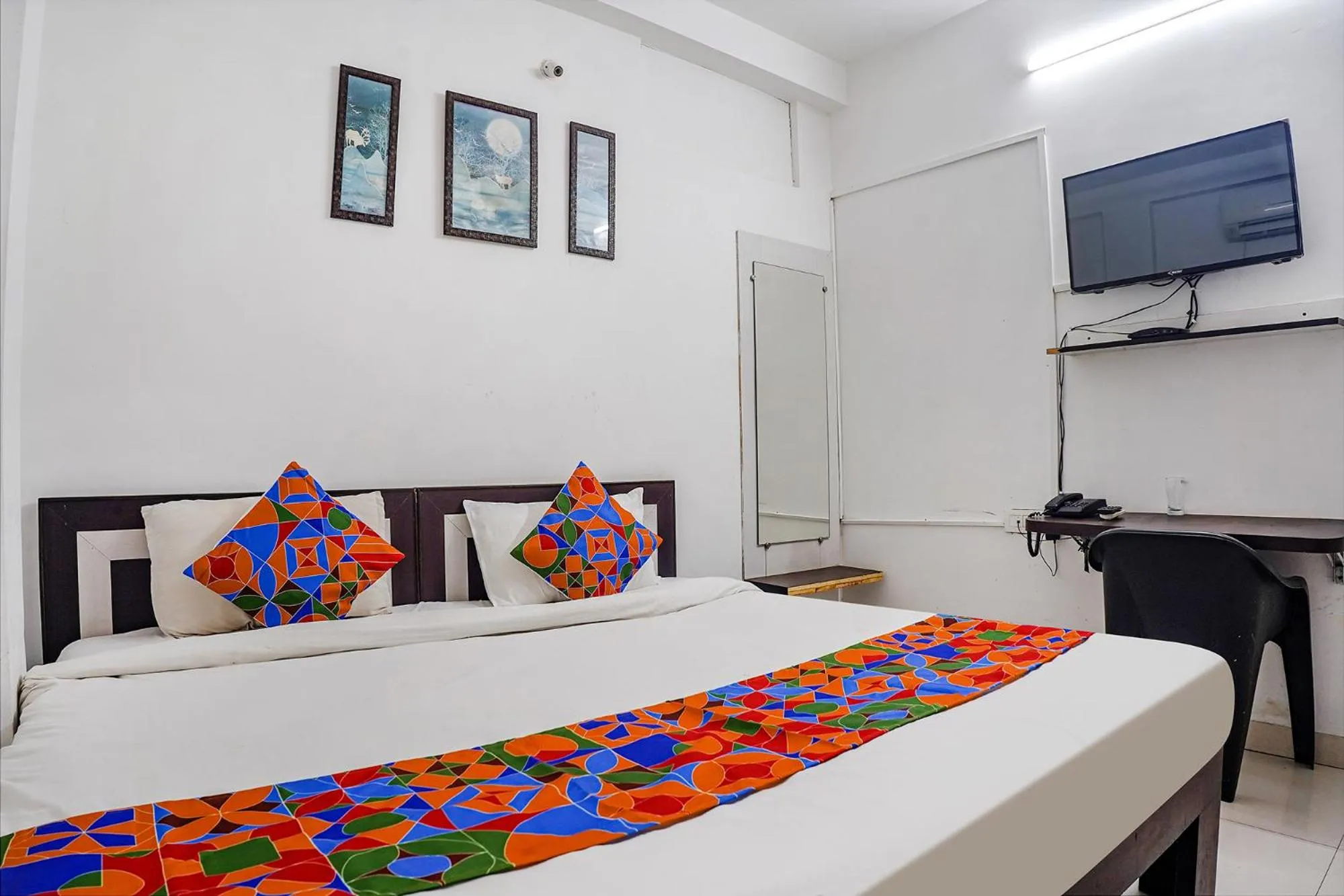 Bed in FabHotel The Vinayak