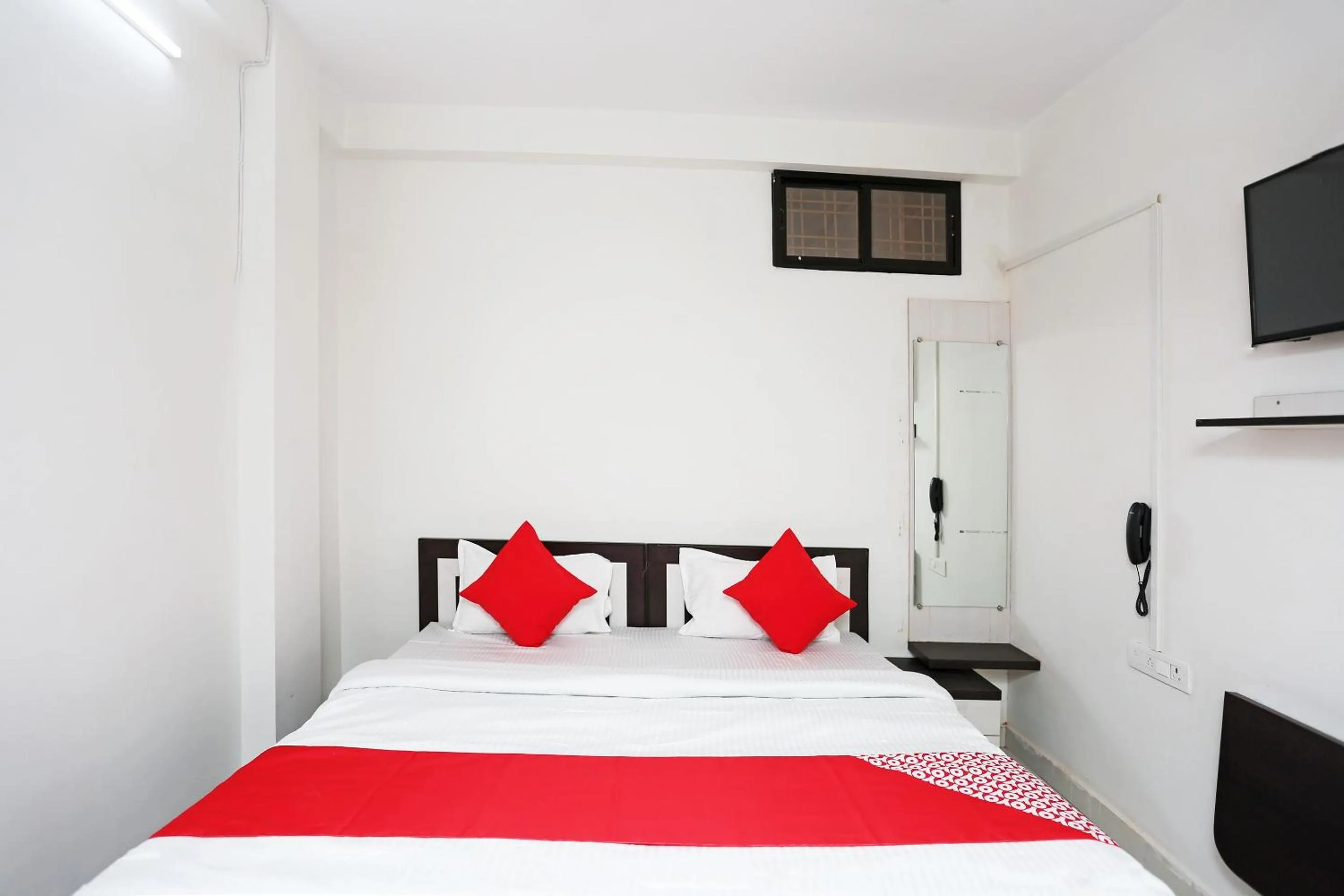 FabHotel The Vinayak