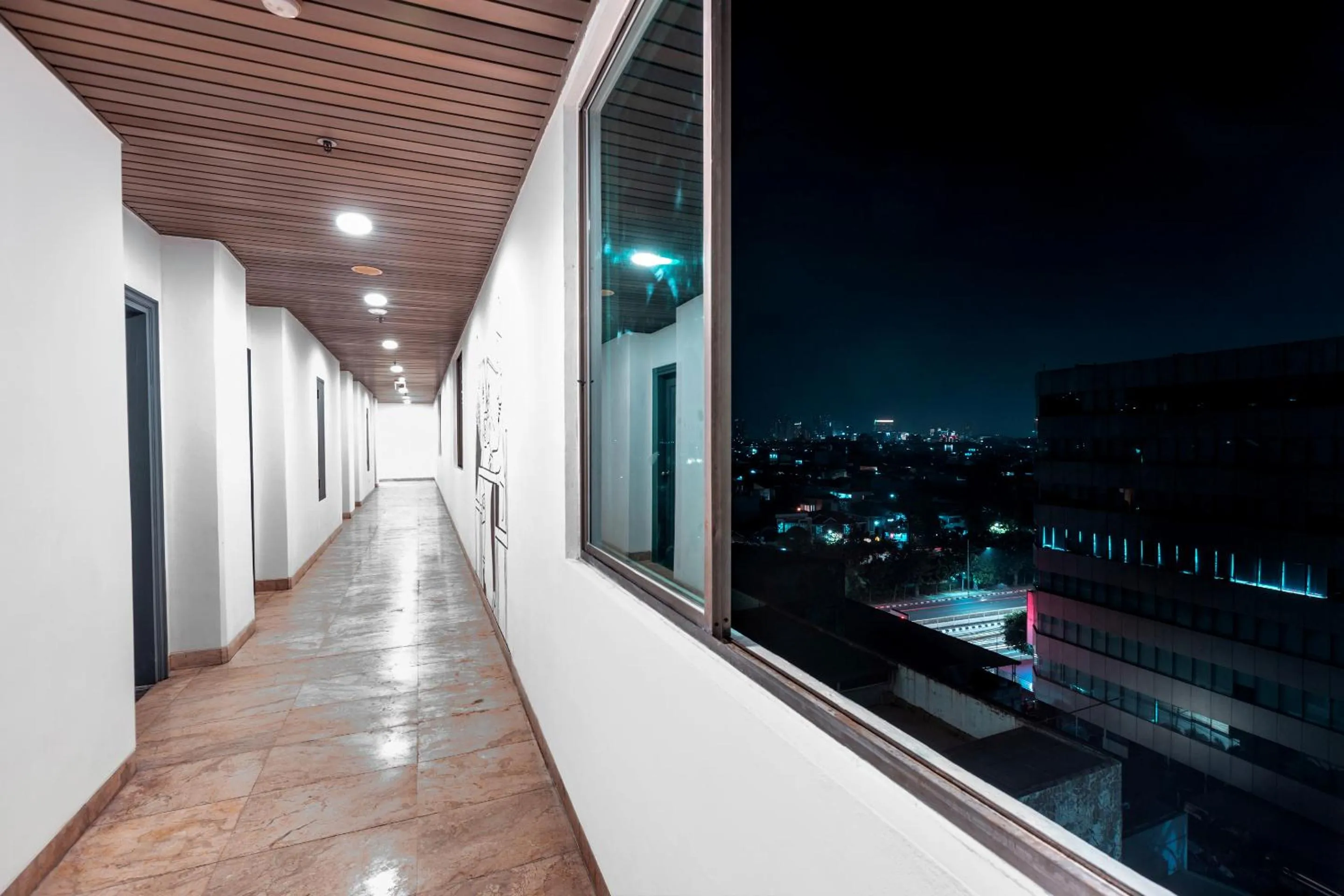 Balcony/Terrace in Super OYO Townhouse 2 Hotel Gunung Sahari