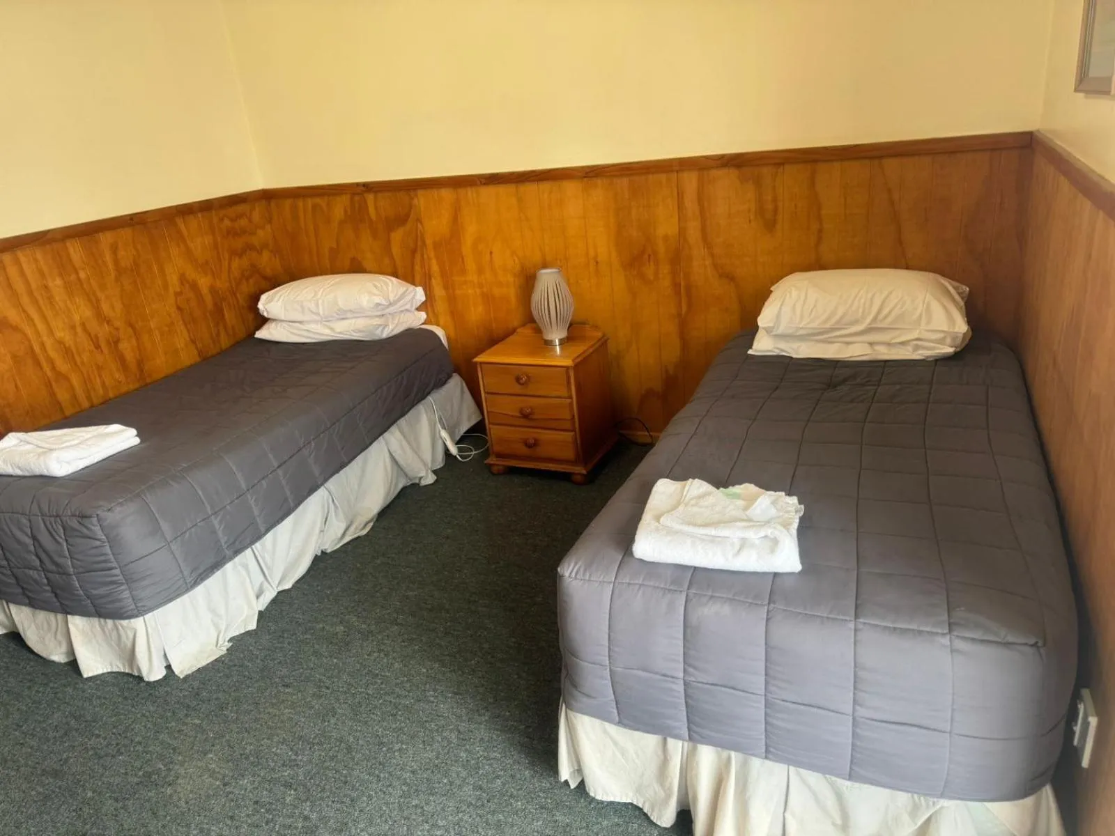 Bed in New Central Hotel Woodville