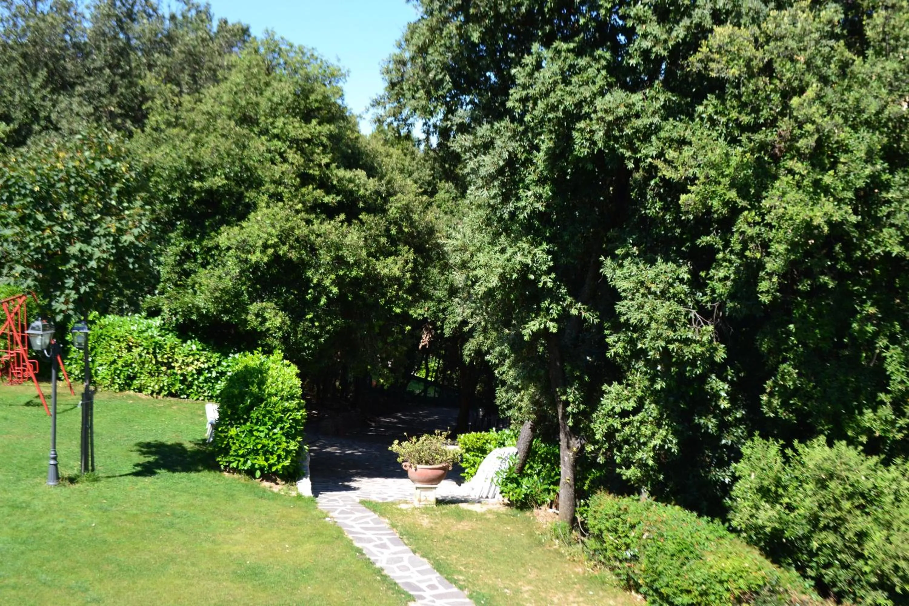 Garden in B&B Spring