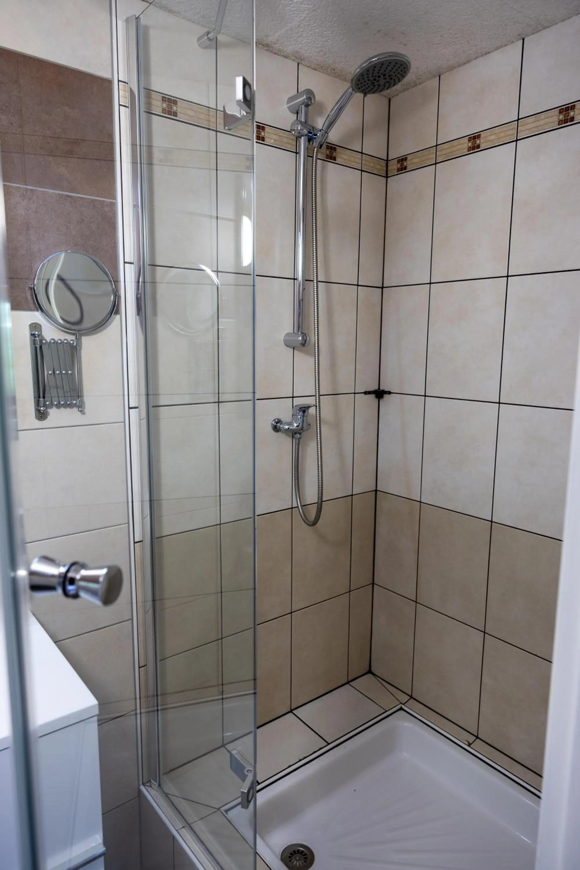 Bathroom in Le Bouton d'Or