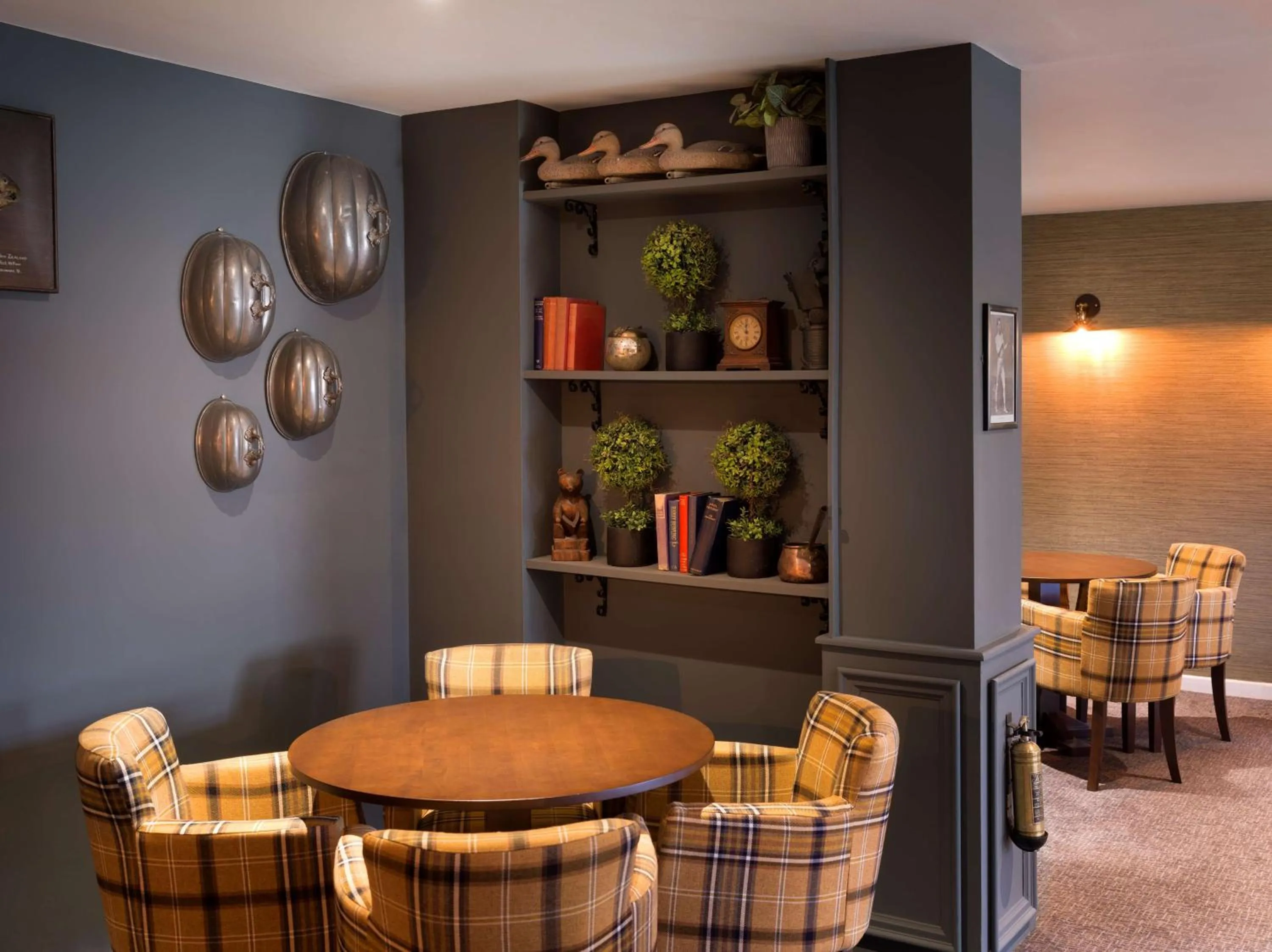 Lounge or bar in The Bridge House; BW Signature Collection