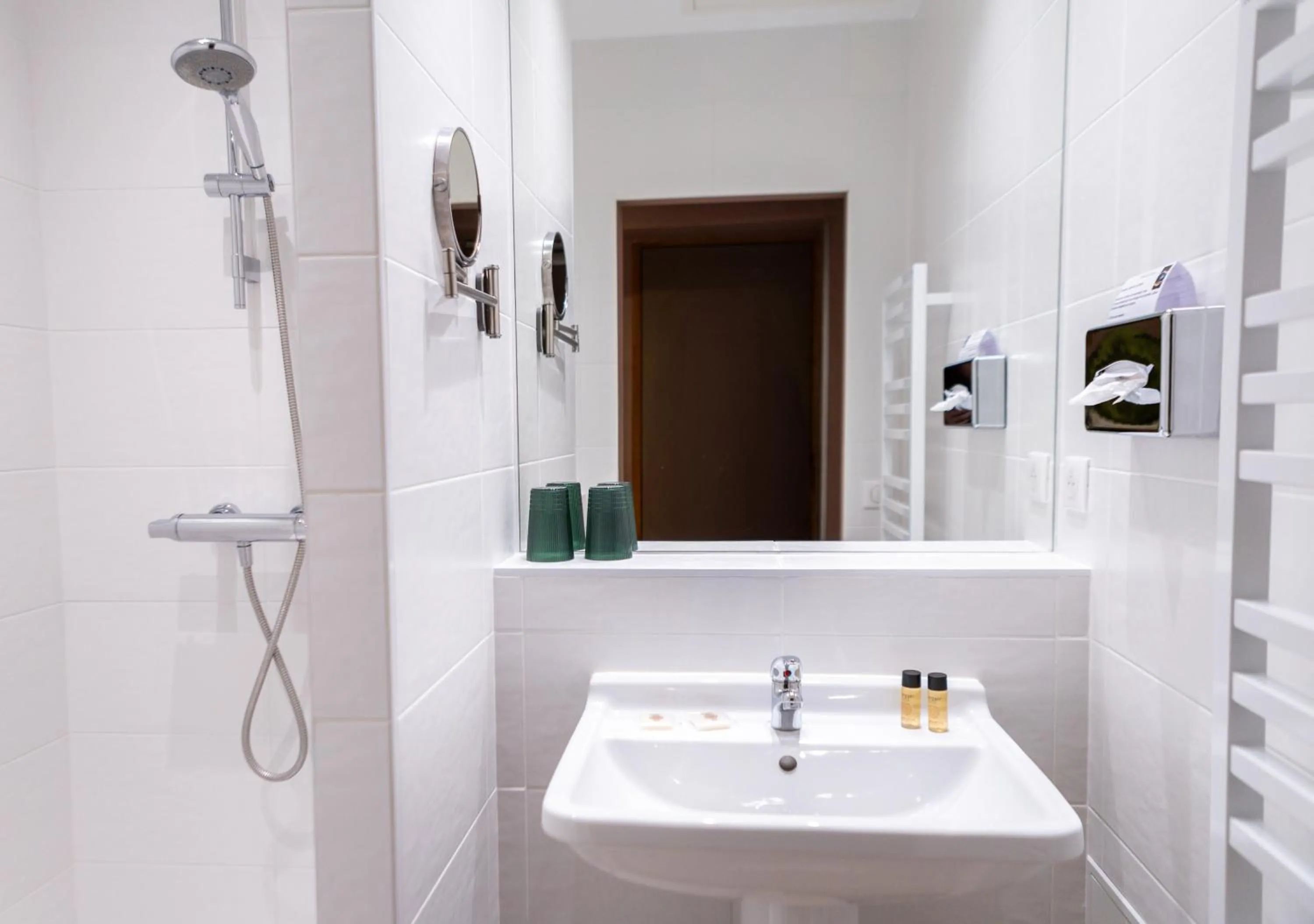 Bathroom in Garlande Hôtel Avignon Centre