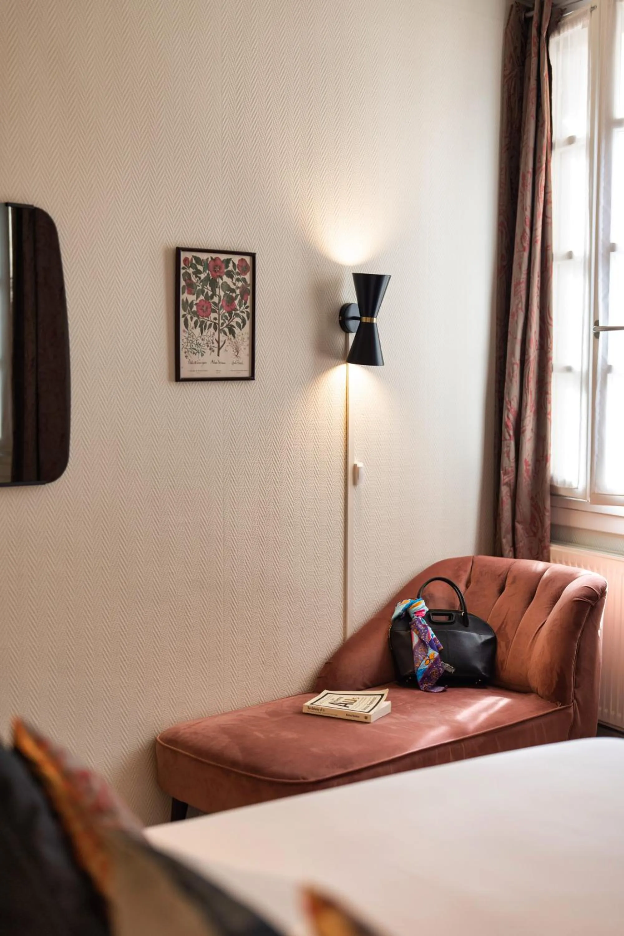 Bedroom, Bed in Garlande Hôtel Avignon Centre