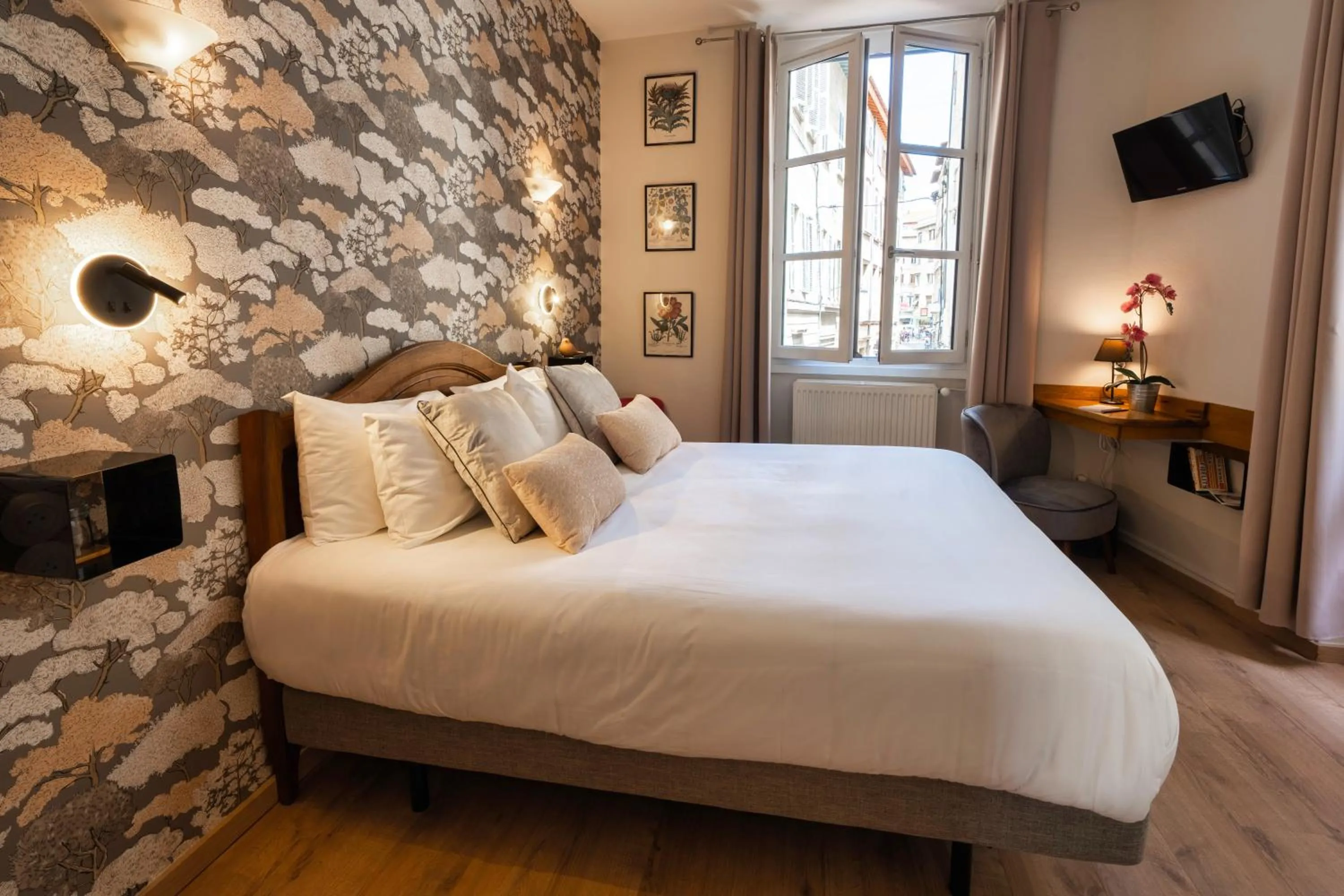 Bed in Garlande Hôtel Avignon Centre