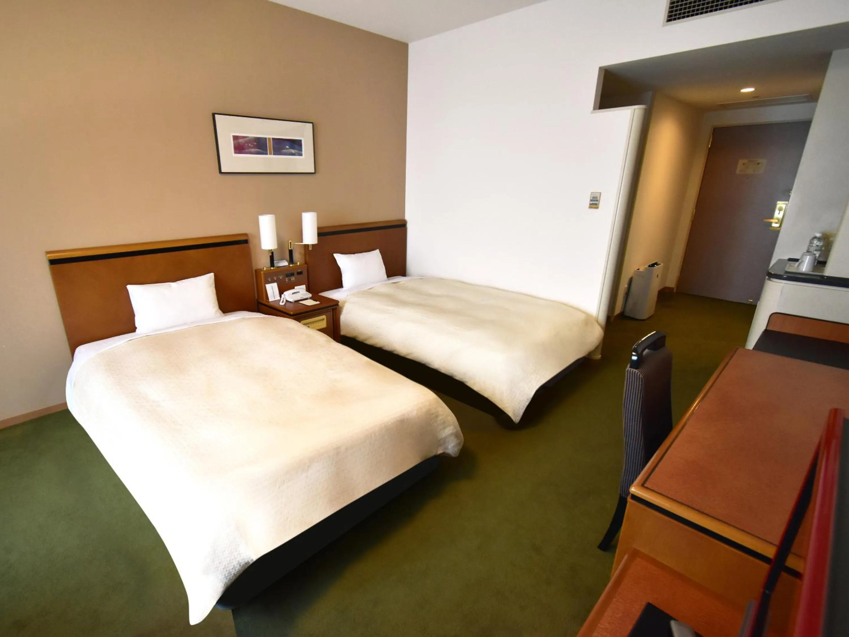 Photo of the whole room, Bed in Star Gate Hotel Kansai Airport