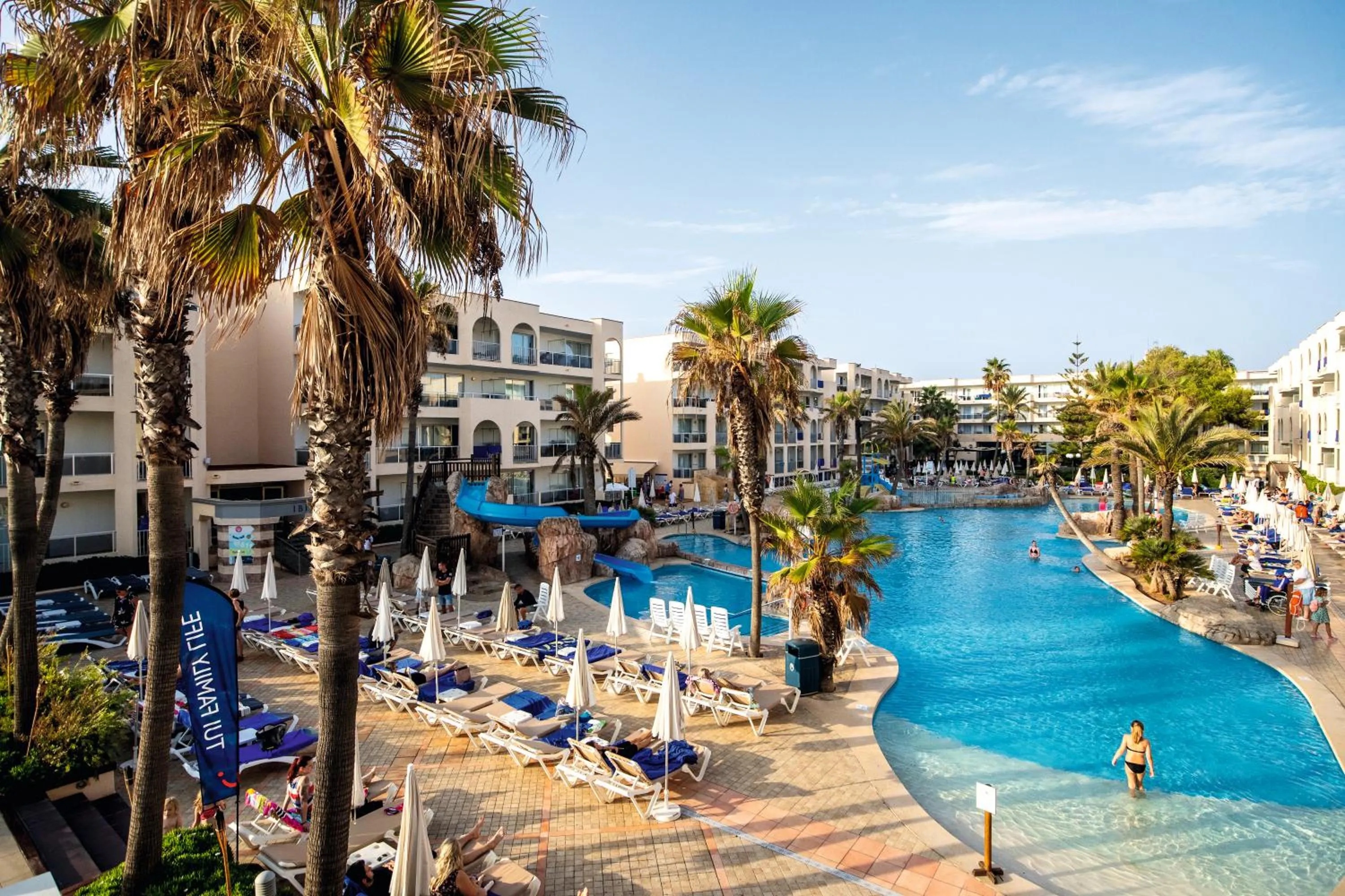 Swimming pool in Grupotel Alcudia Pins