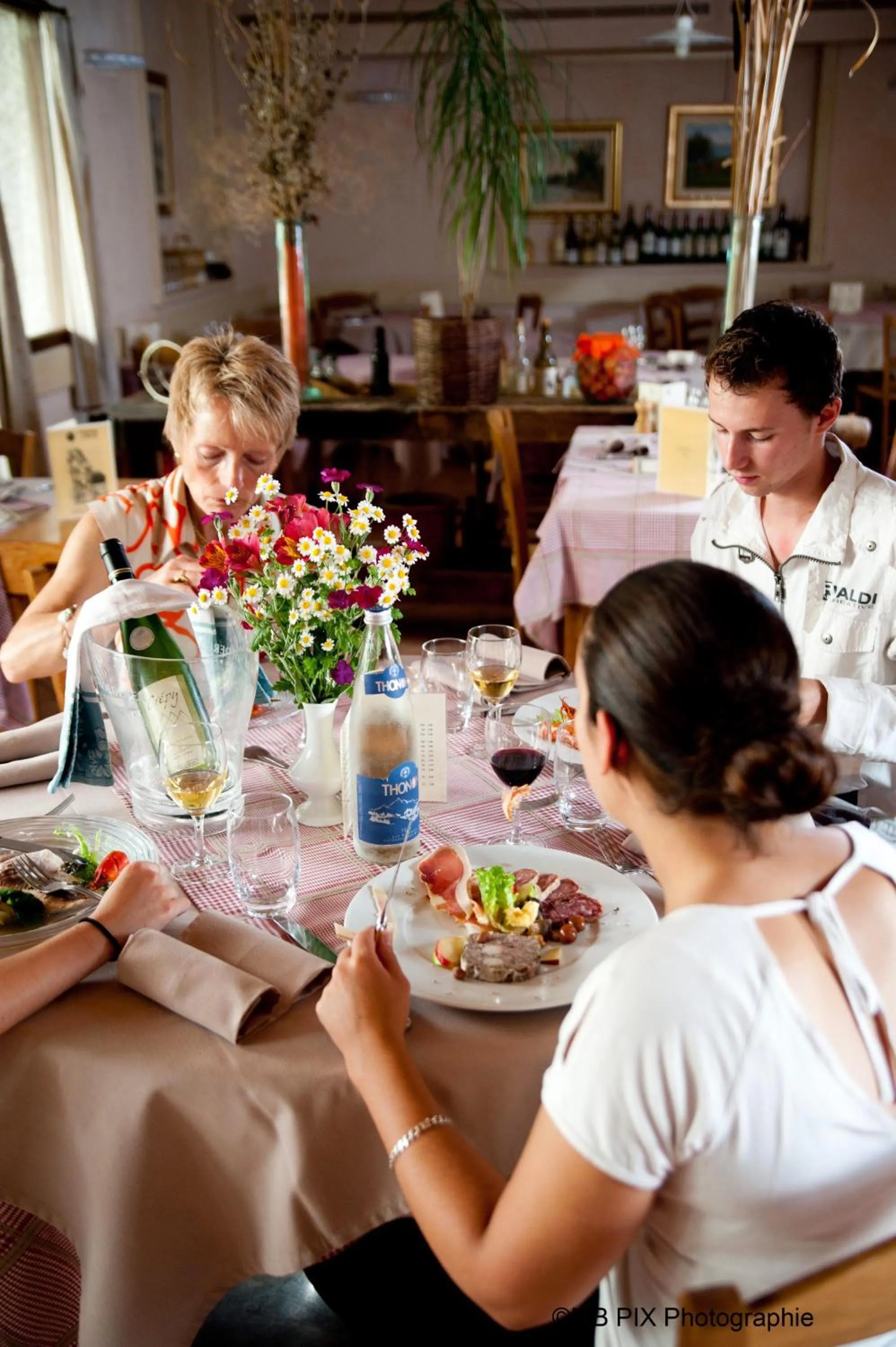 Restaurant/places to eat in Auberge d'Anthy