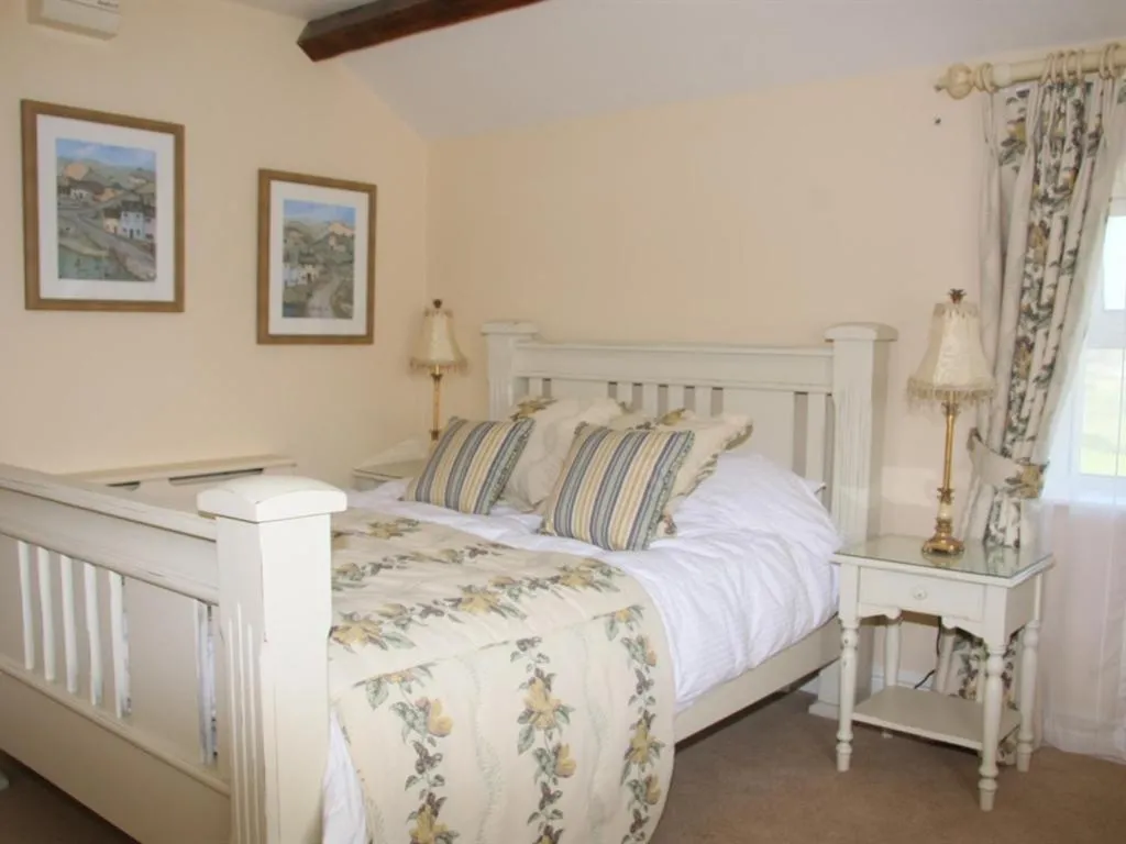Bedroom, Bed in Wall Hill Farm Guest House