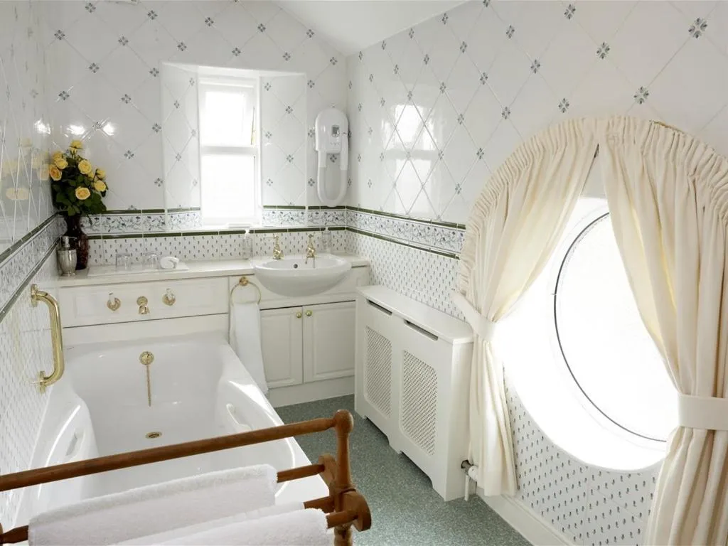 Bathroom in Wall Hill Farm Guest House