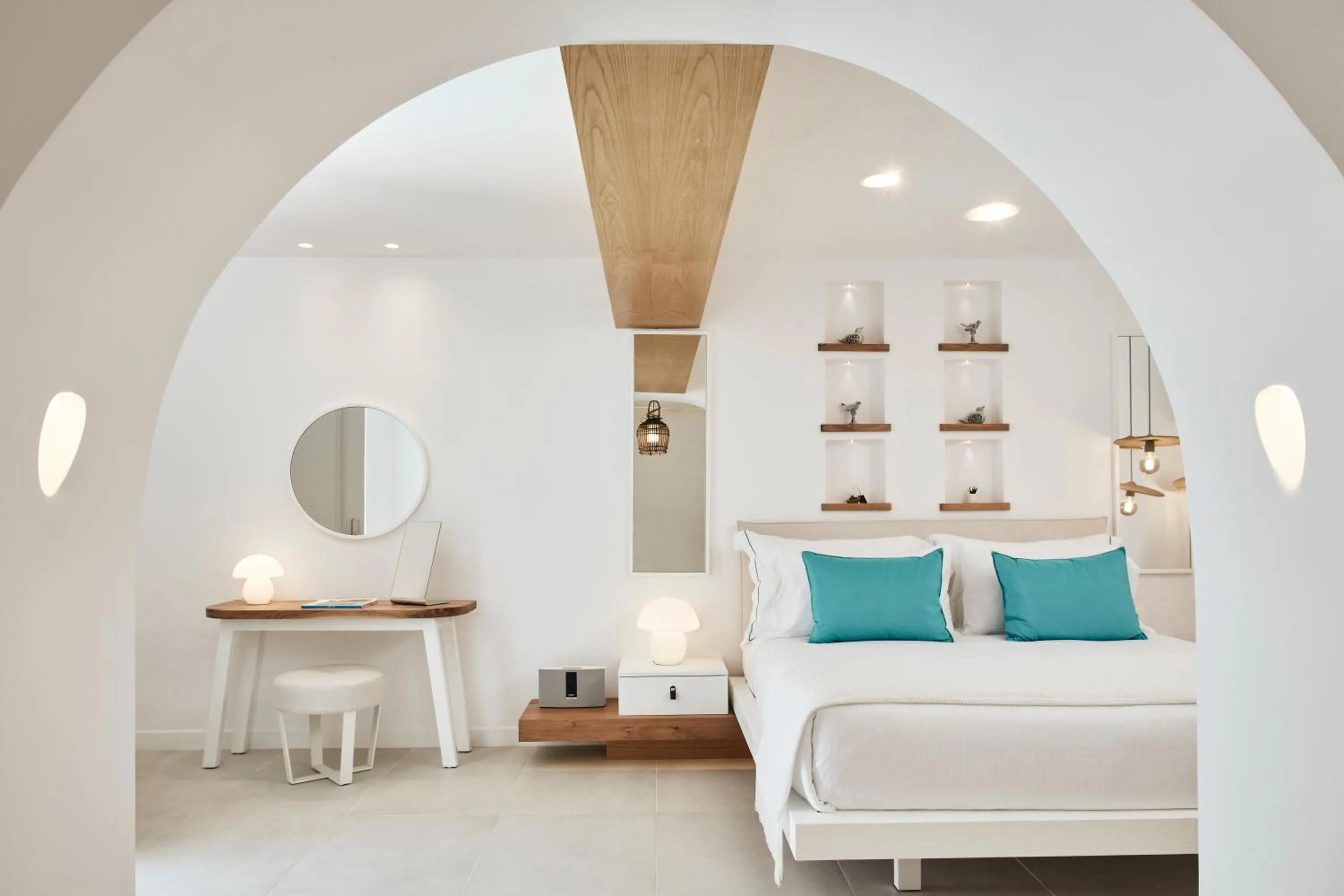 Bedroom, Bed in Nikki Beach Resort & Spa Santorini
