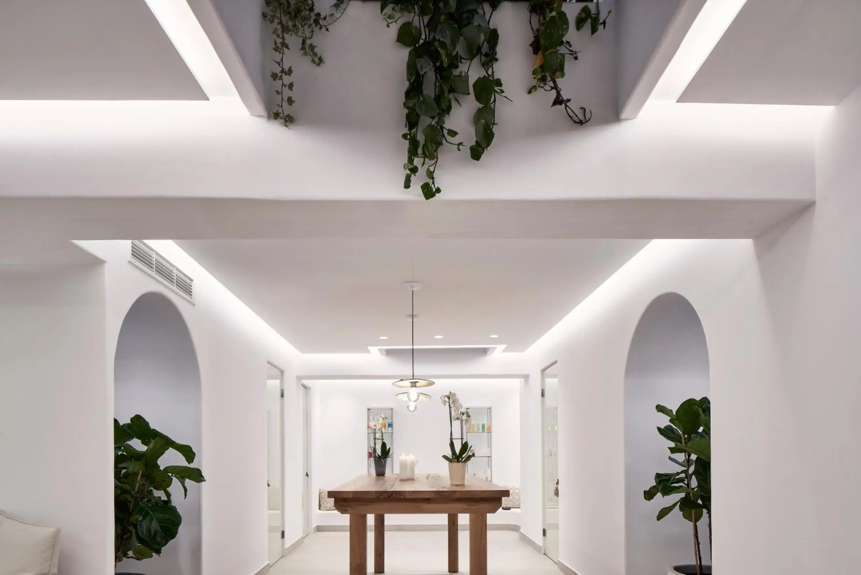 Spa and wellness centre/facilities in Nikki Beach Resort & Spa Santorini Spa and wellness centre/facilities in Nikki Beach Resort & Spa Santorini