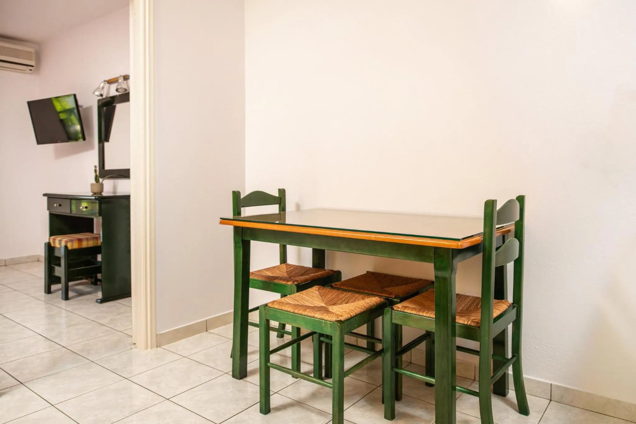 Dining area in Sea View Hotel