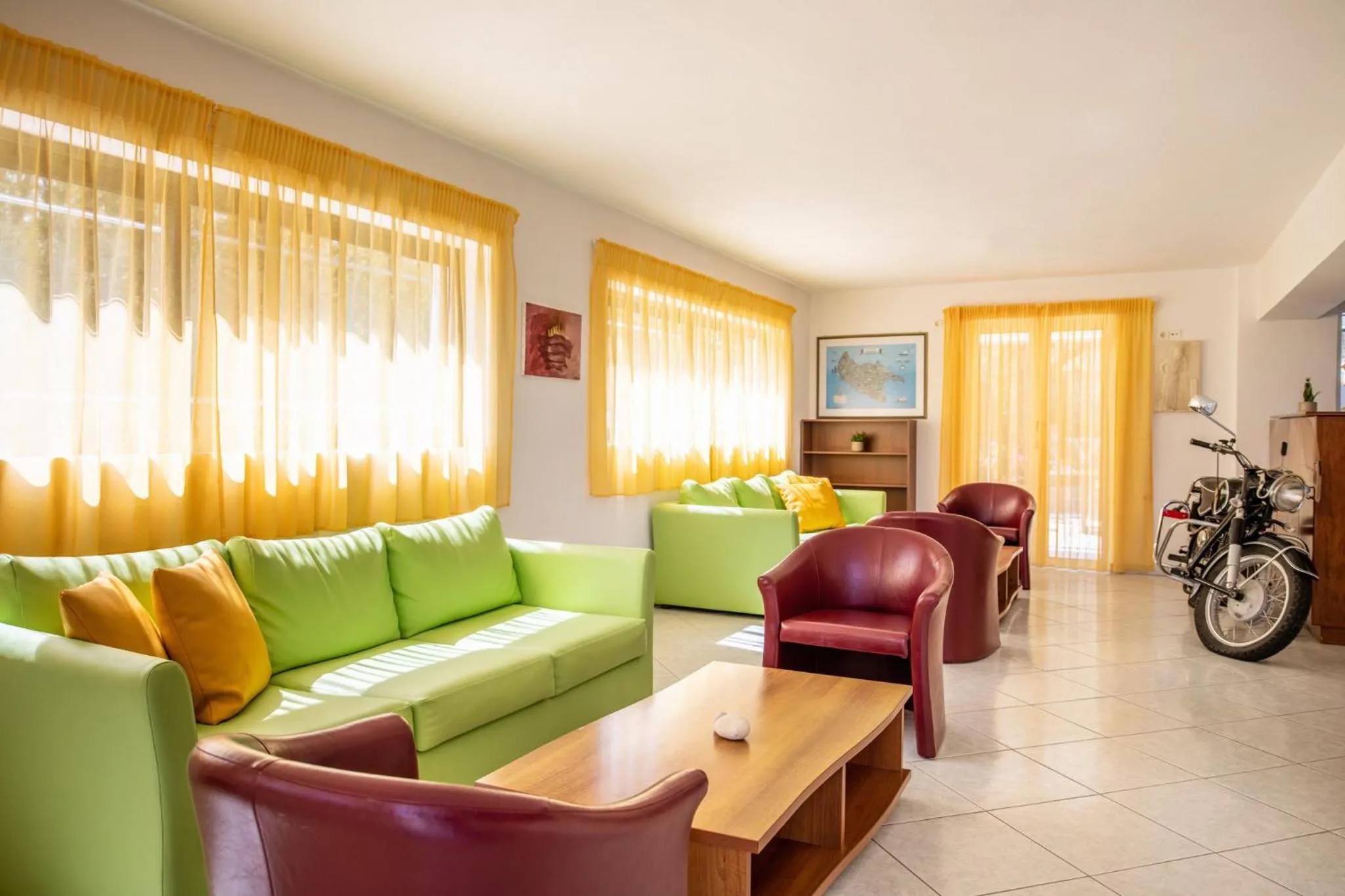 Lobby or reception in Sea View Hotel