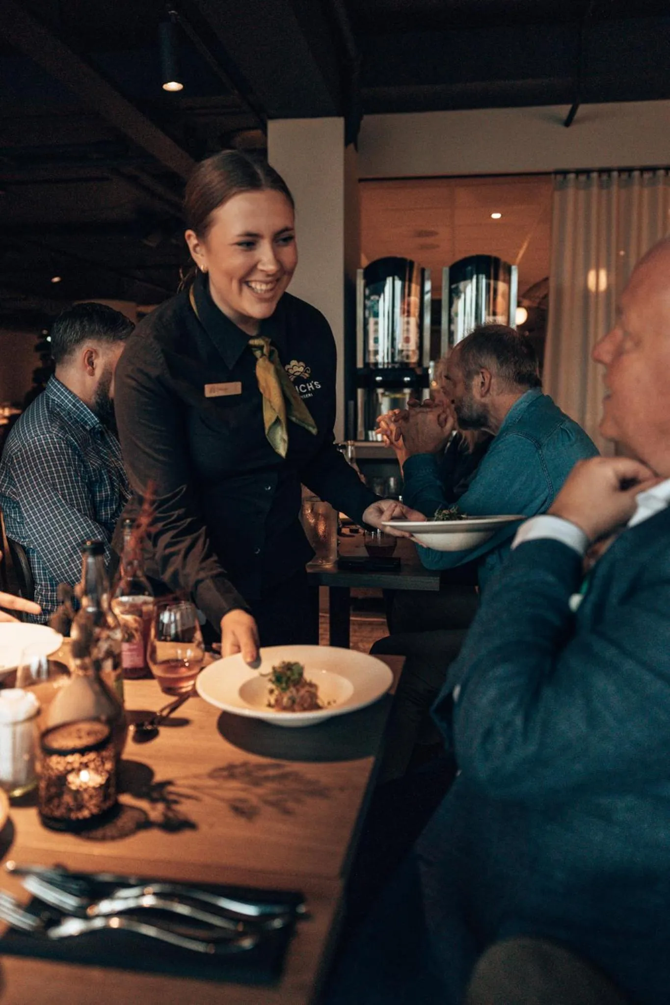 Restaurant/places to eat in Frichs Hotel Hamar