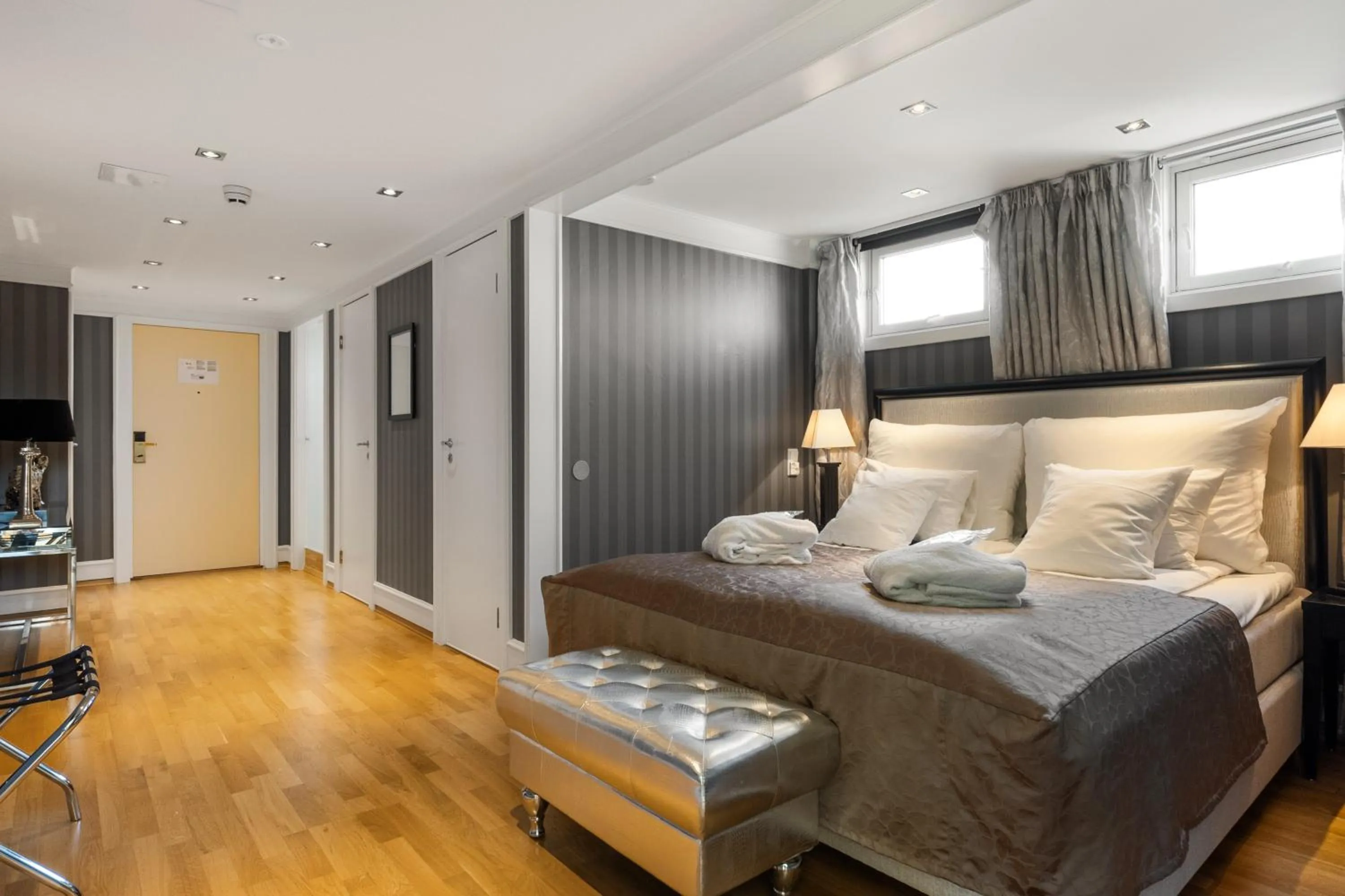 Bed in Frichs Hotel Hamar