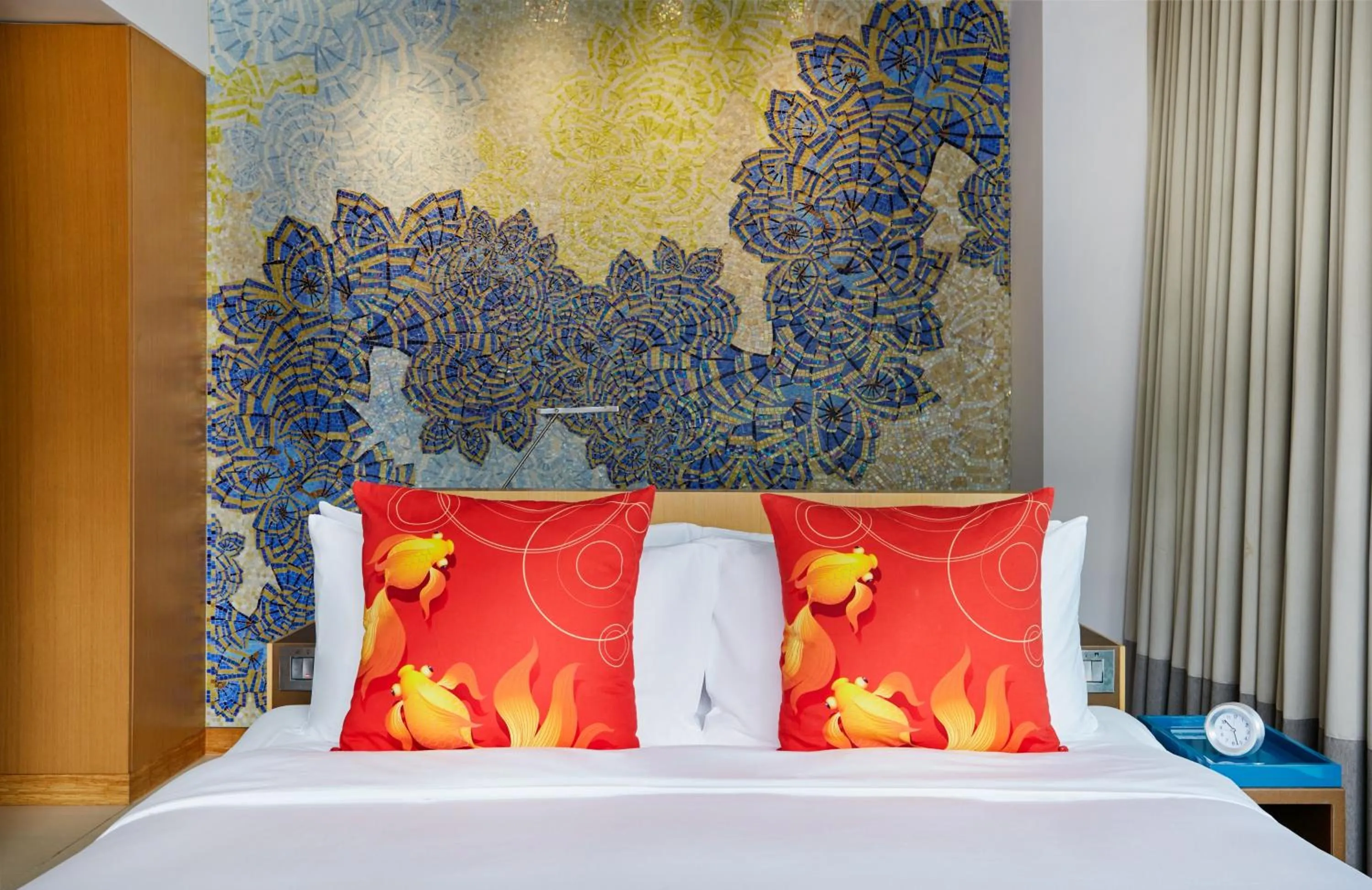 Photo of the whole room, Bed in Hotel Indigo Hong Kong Island by IHG