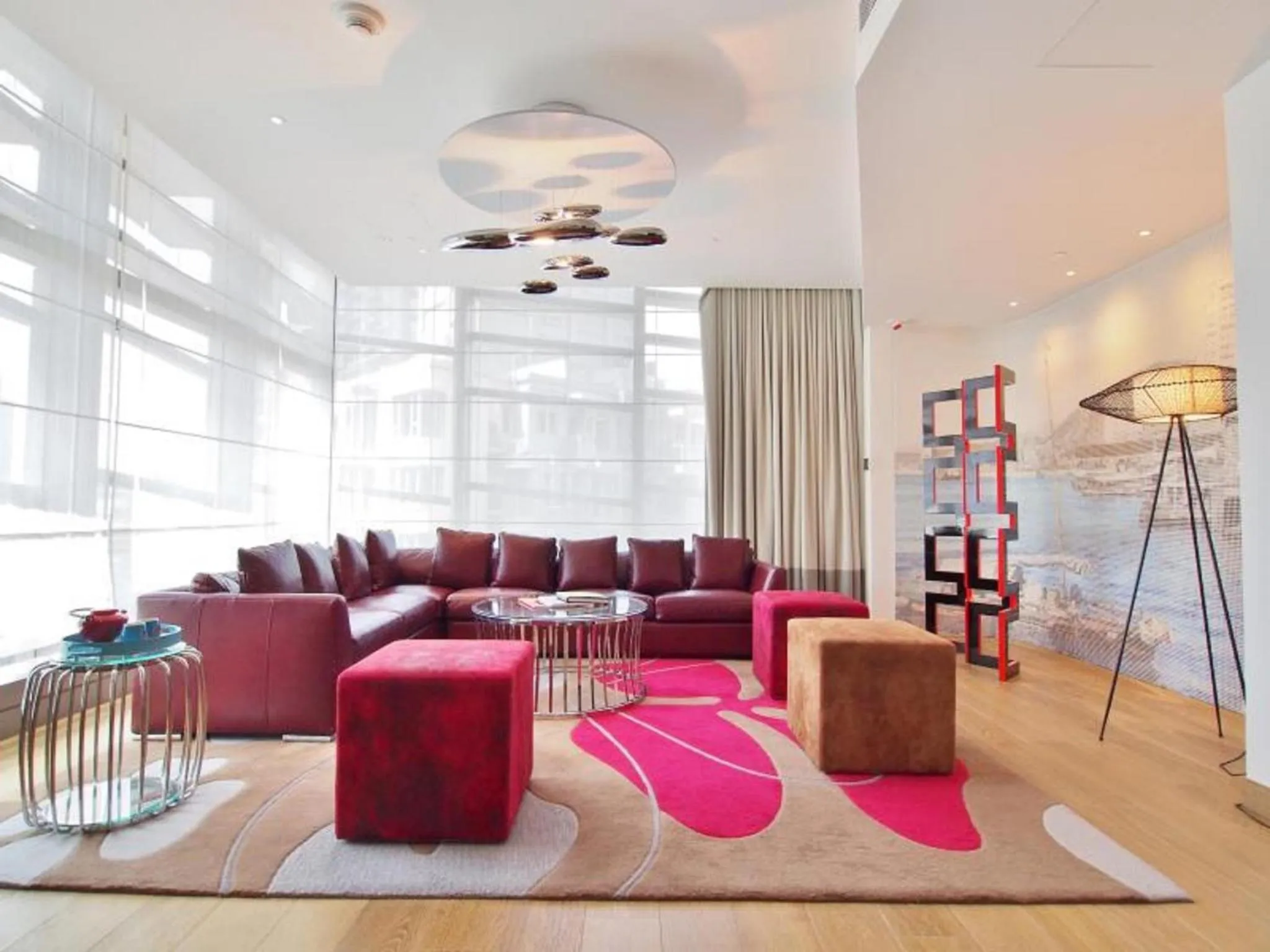 Photo of the whole room in Hotel Indigo Hong Kong Island by IHG