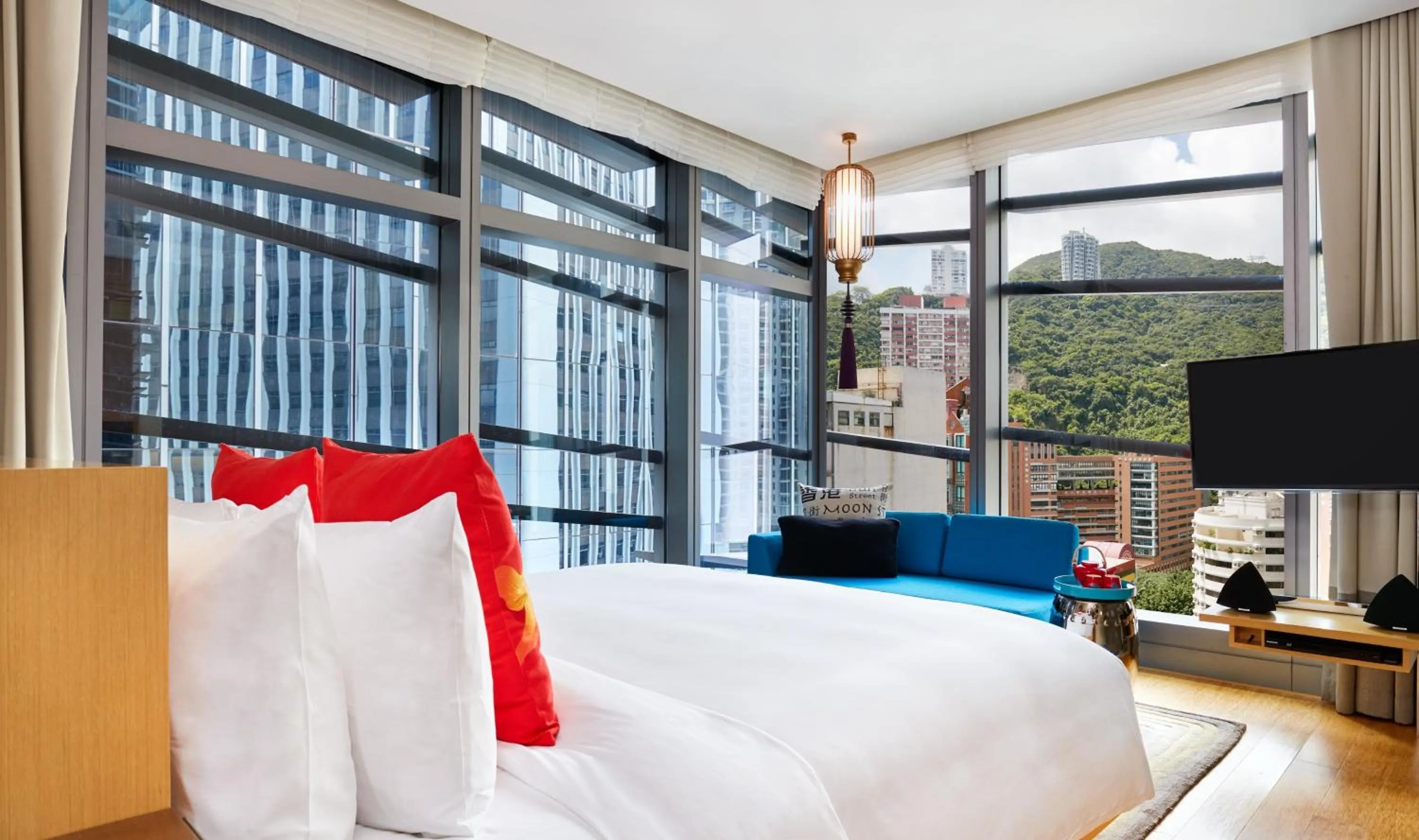 Photo of the whole room, Bed in Hotel Indigo Hong Kong Island by IHG