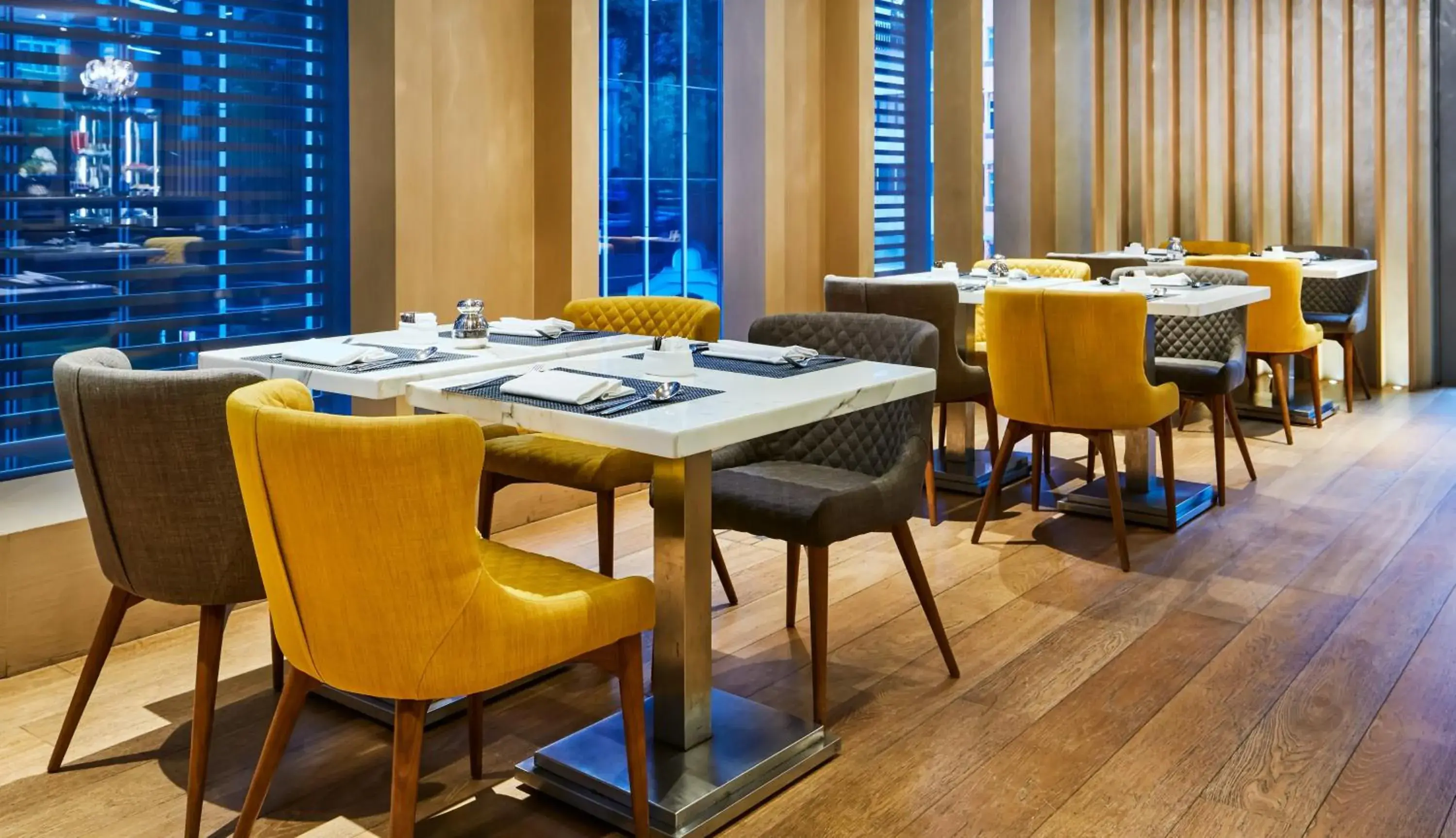 Restaurant/places to eat in Hotel Indigo Hong Kong Island by IHG Restaurant/places to eat in Hotel Indigo Hong Kong Island by IHG