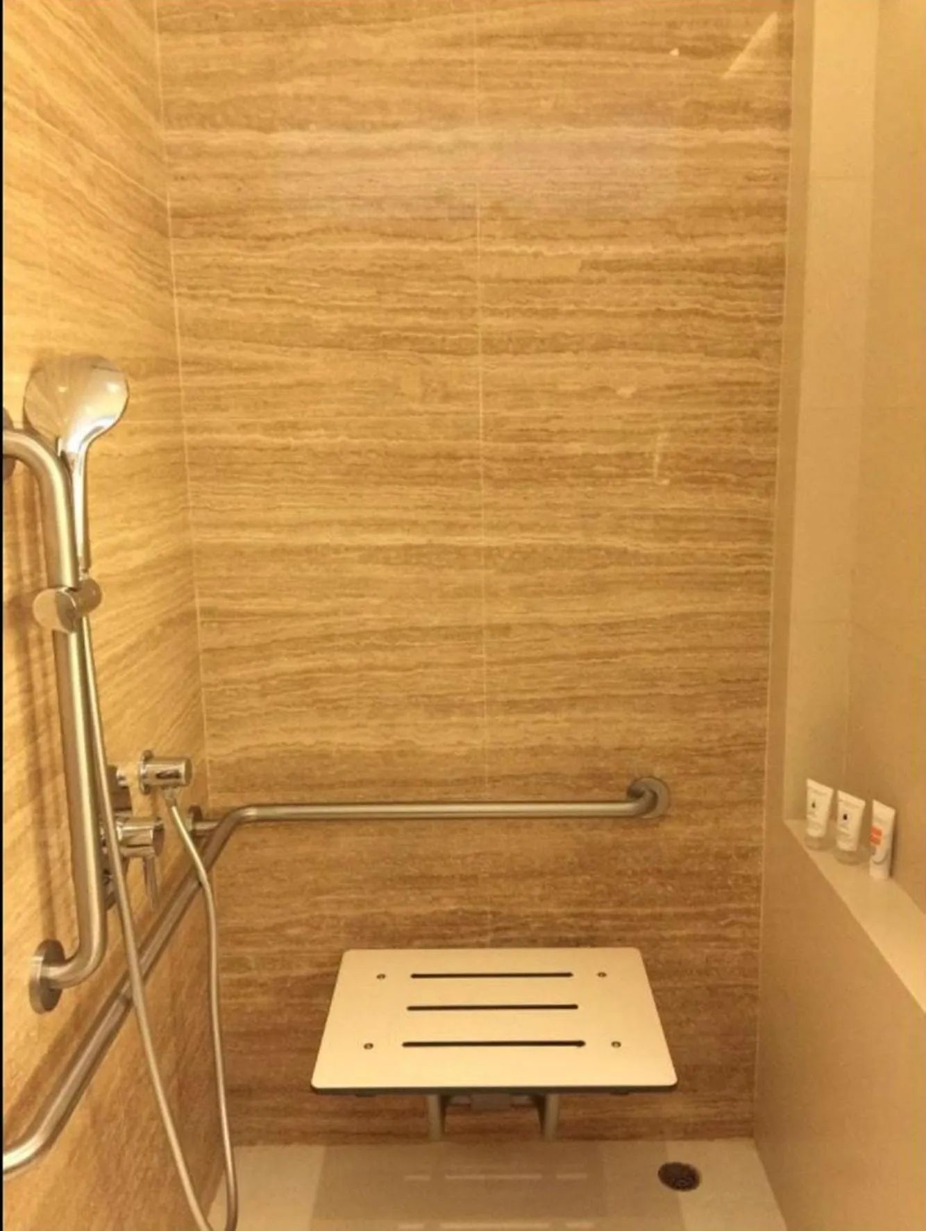 Shower in Hotel Indigo Hong Kong Island by IHG