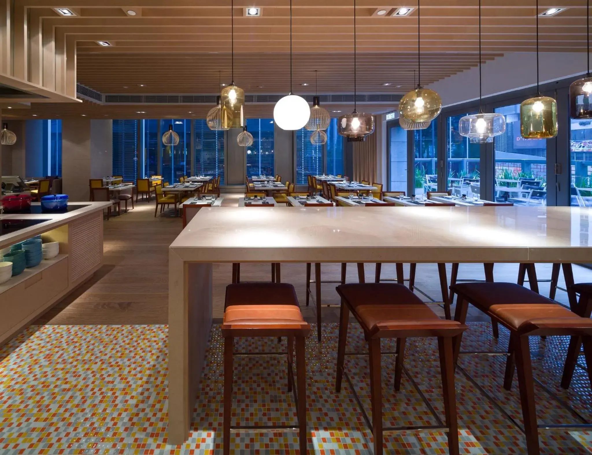 Restaurant/places to eat in Hotel Indigo Hong Kong Island by IHG Restaurant/places to eat in Hotel Indigo Hong Kong Island by IHG
