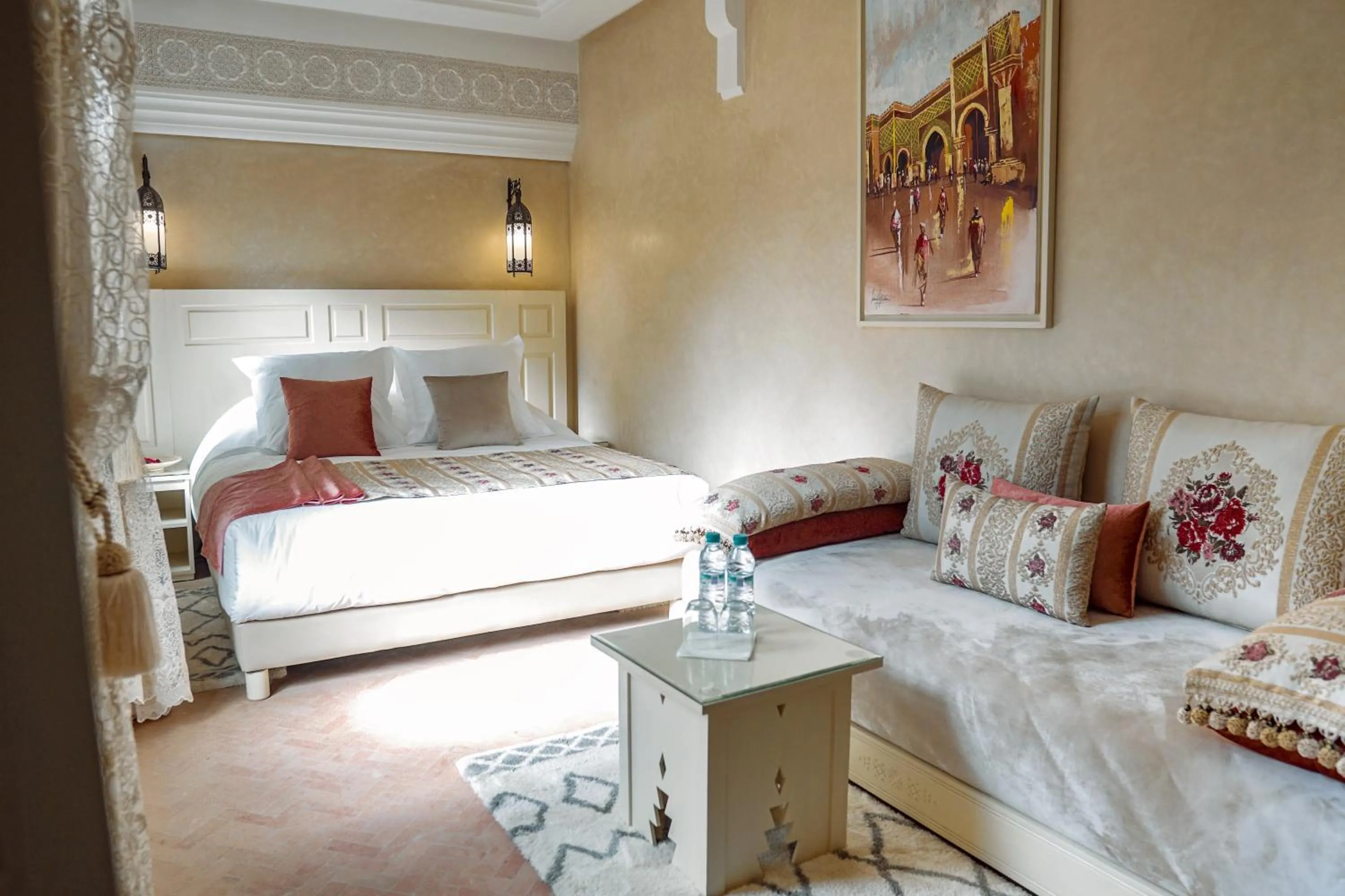 Spring, Bed in Riad Zidania