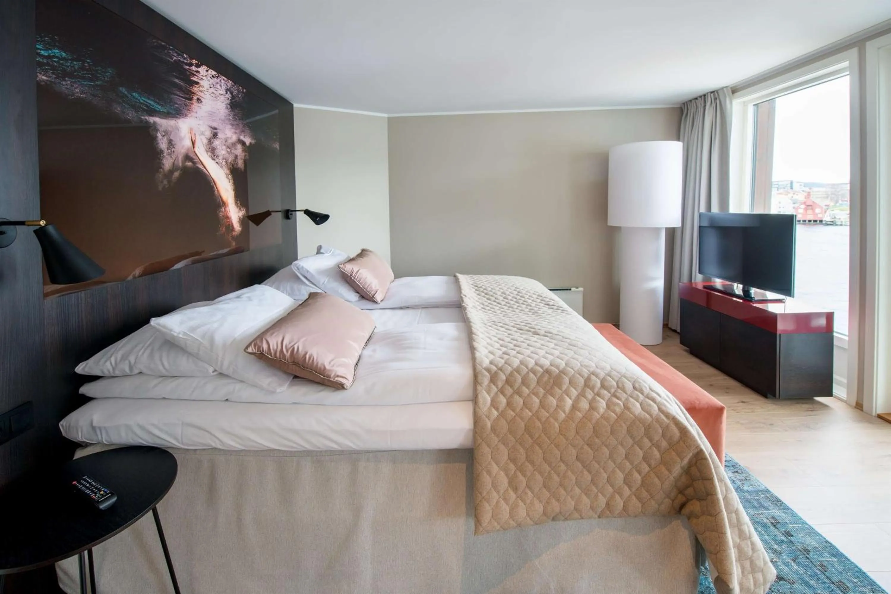 Photo of the whole room, Bed in Scandic Ishavshotel