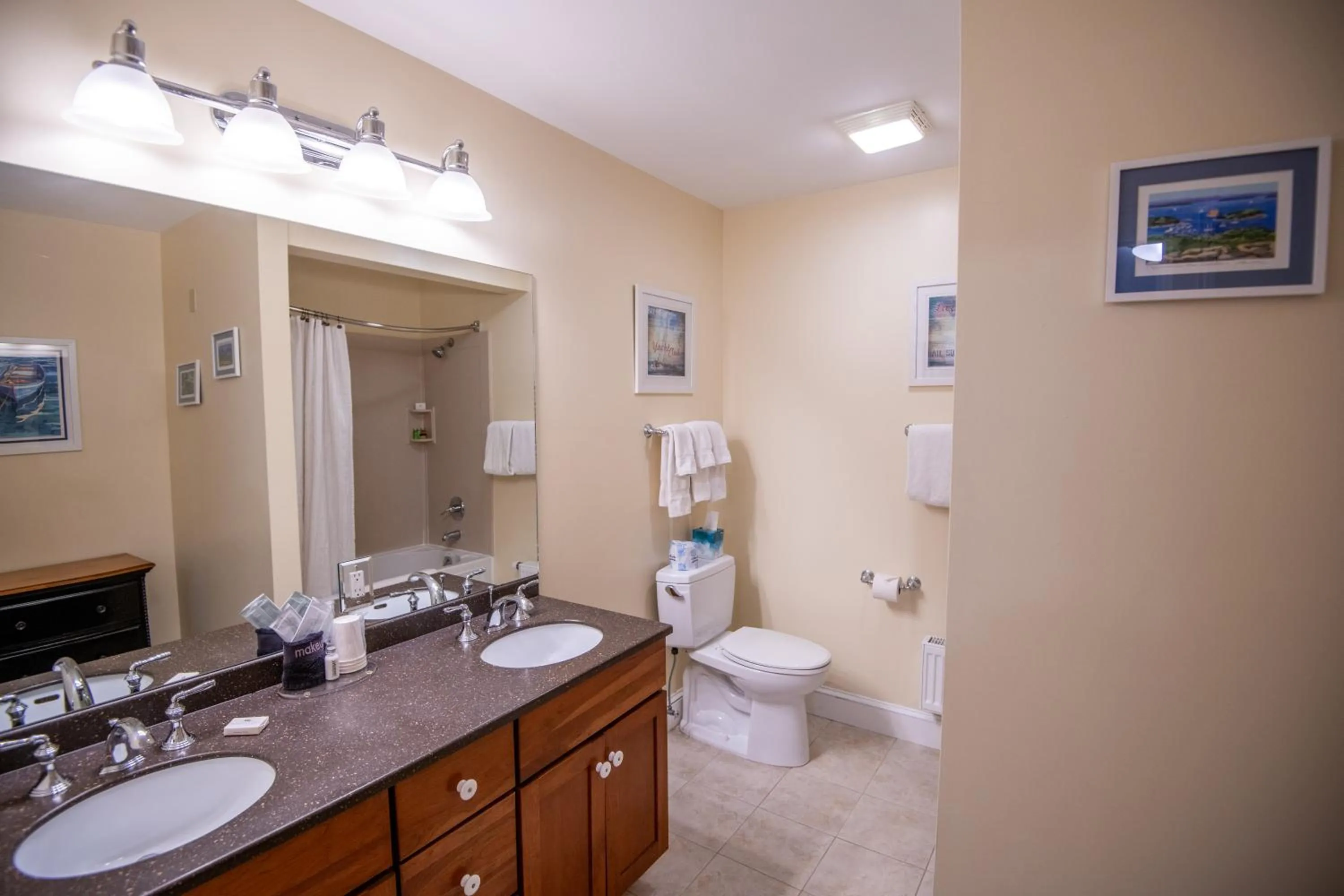 Shower in The Primrose