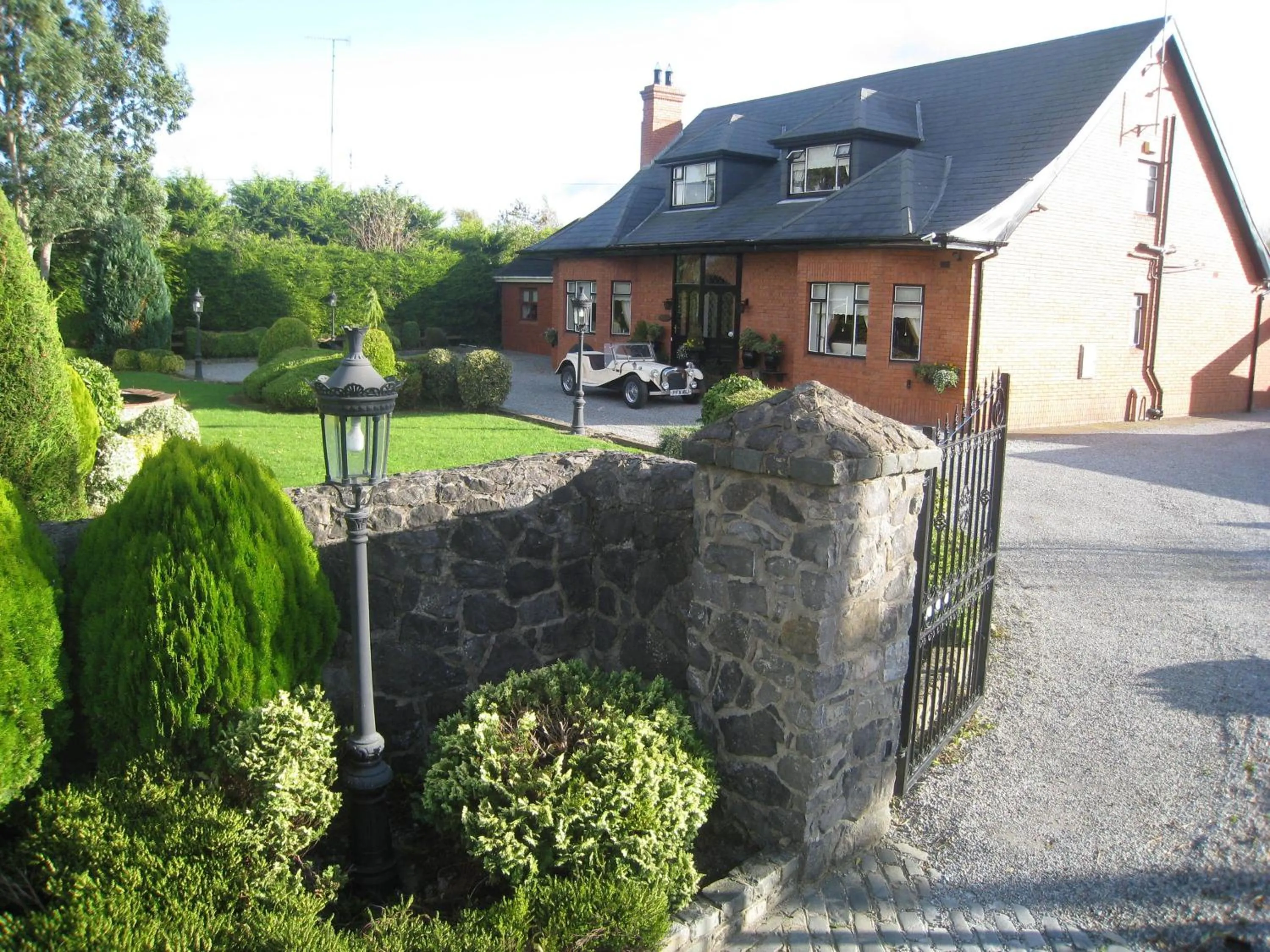 Facade/entrance in San Juan B&B