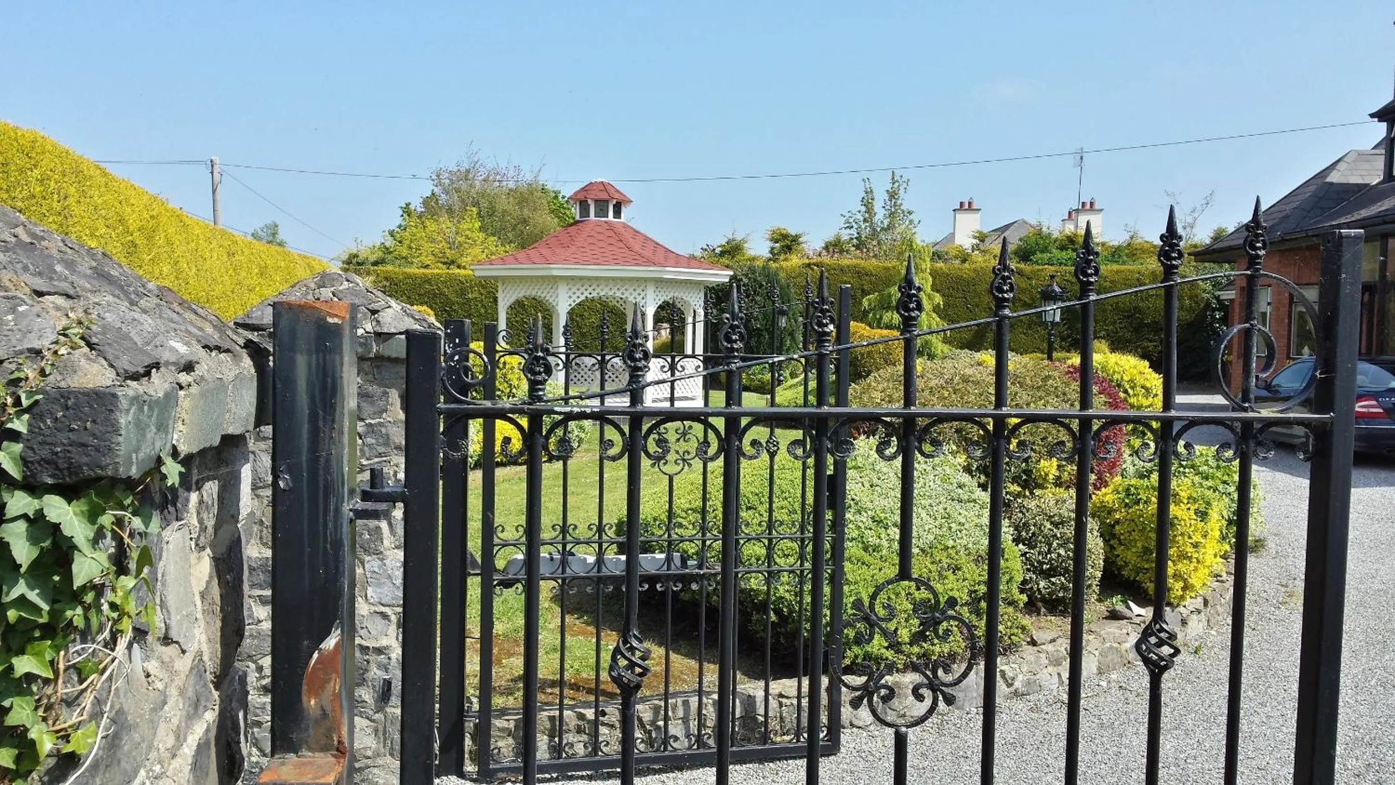 Facade/entrance in San Juan B&B