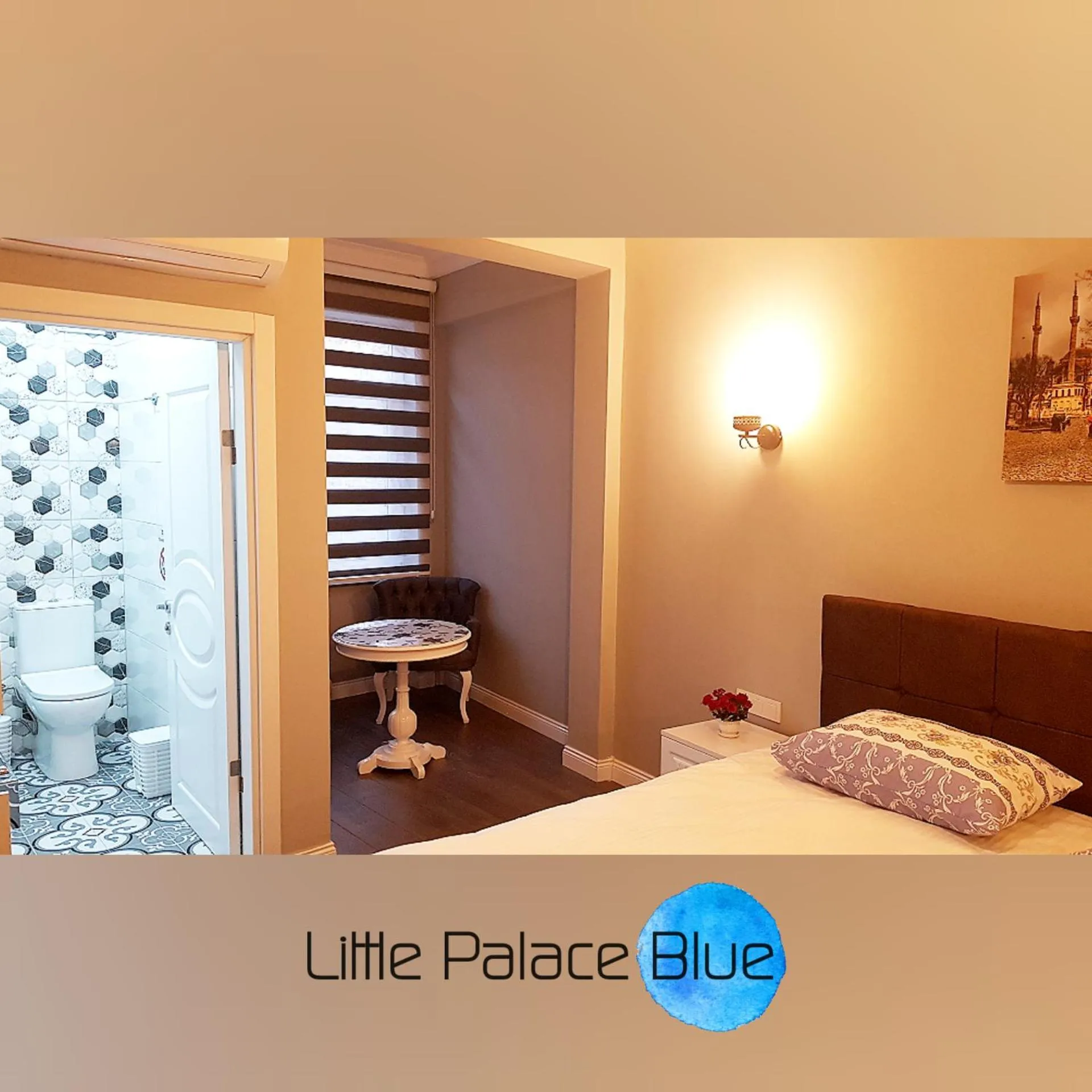 Bed in Little Palace Blue Apartment