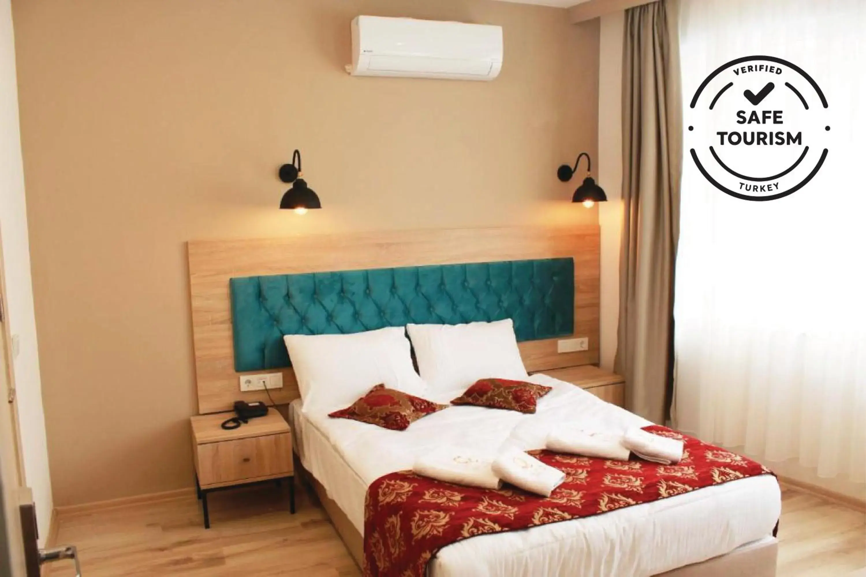 Photo of the whole room, Bed in THE LAİLA HOTEL Photo of the whole room, Bed in THE LAİLA HOTEL