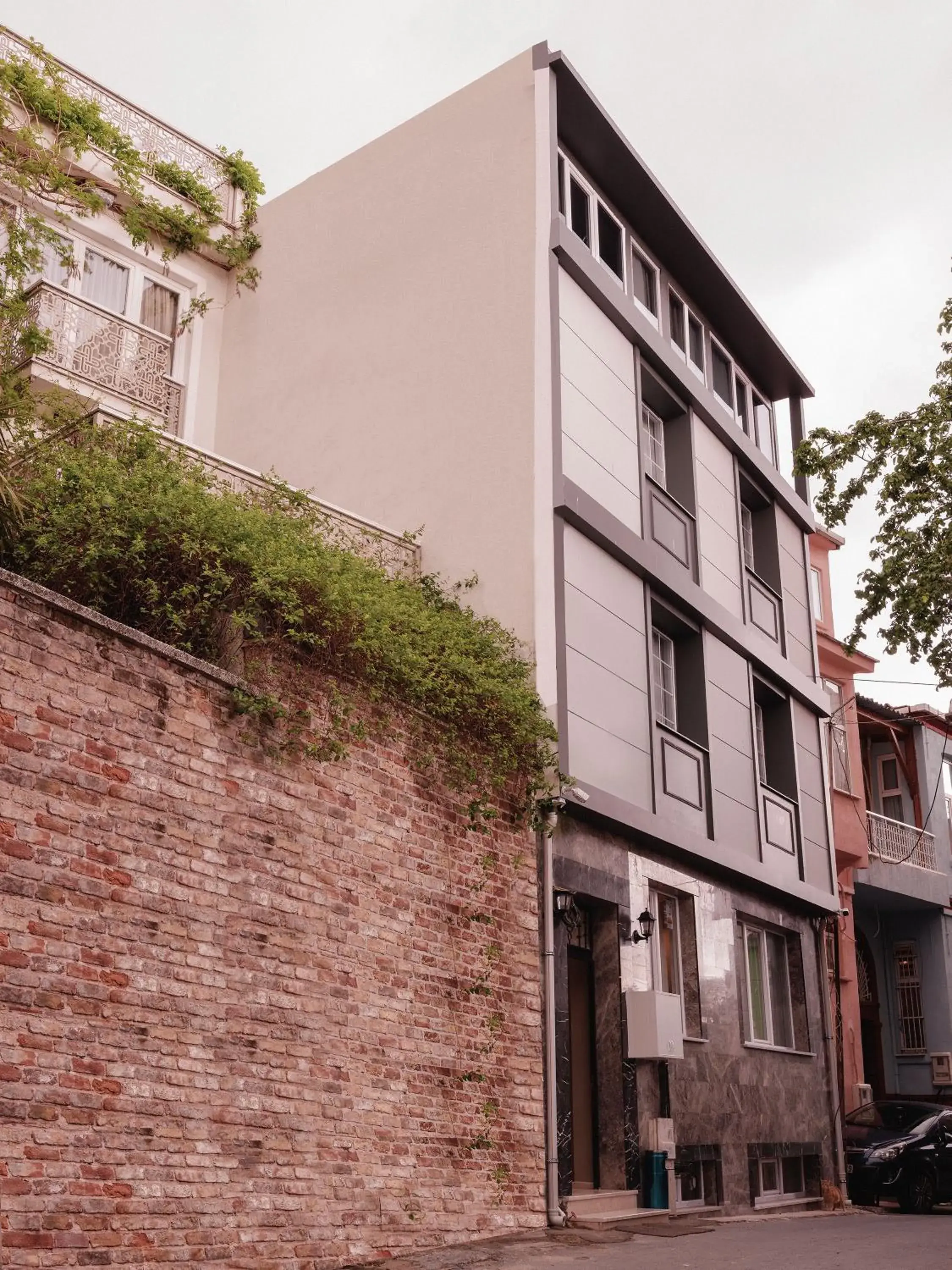 Property building in THE LAİLA HOTEL Property building in THE LAİLA HOTEL