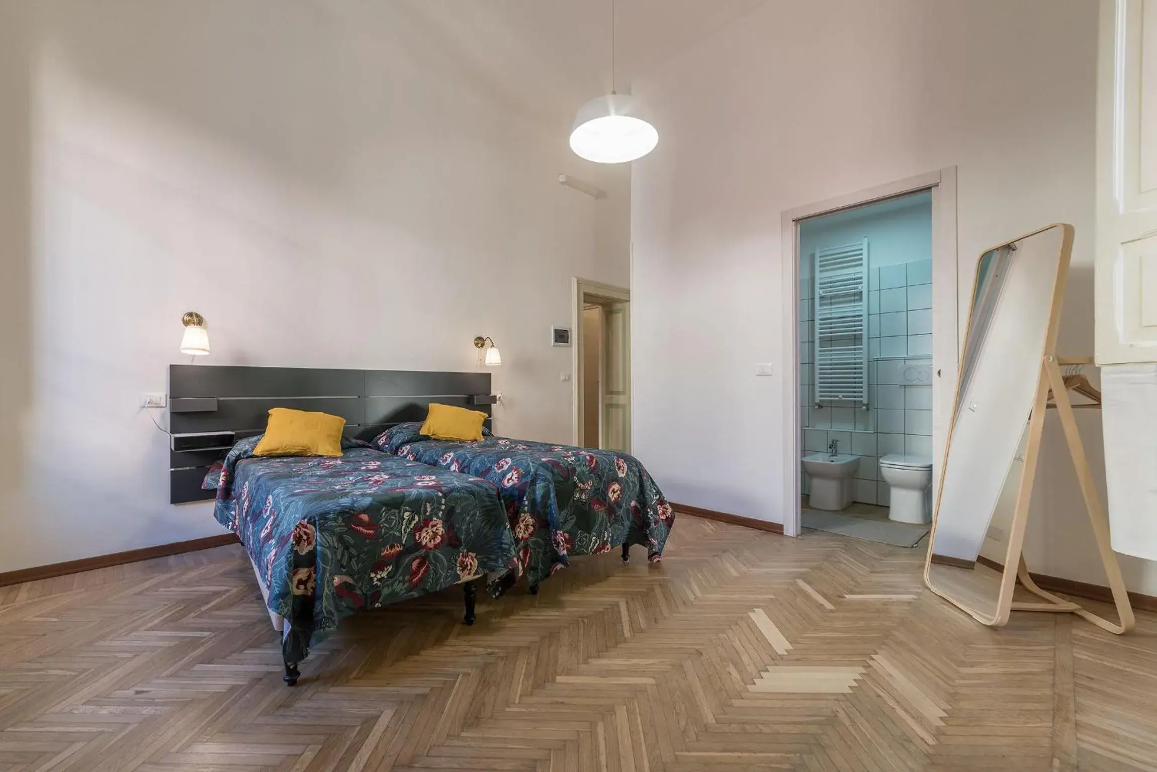 Double Room with Private Bathroom - single occupancy in Tilia Double Room with Private Bathroom - single occupancy in Tilia