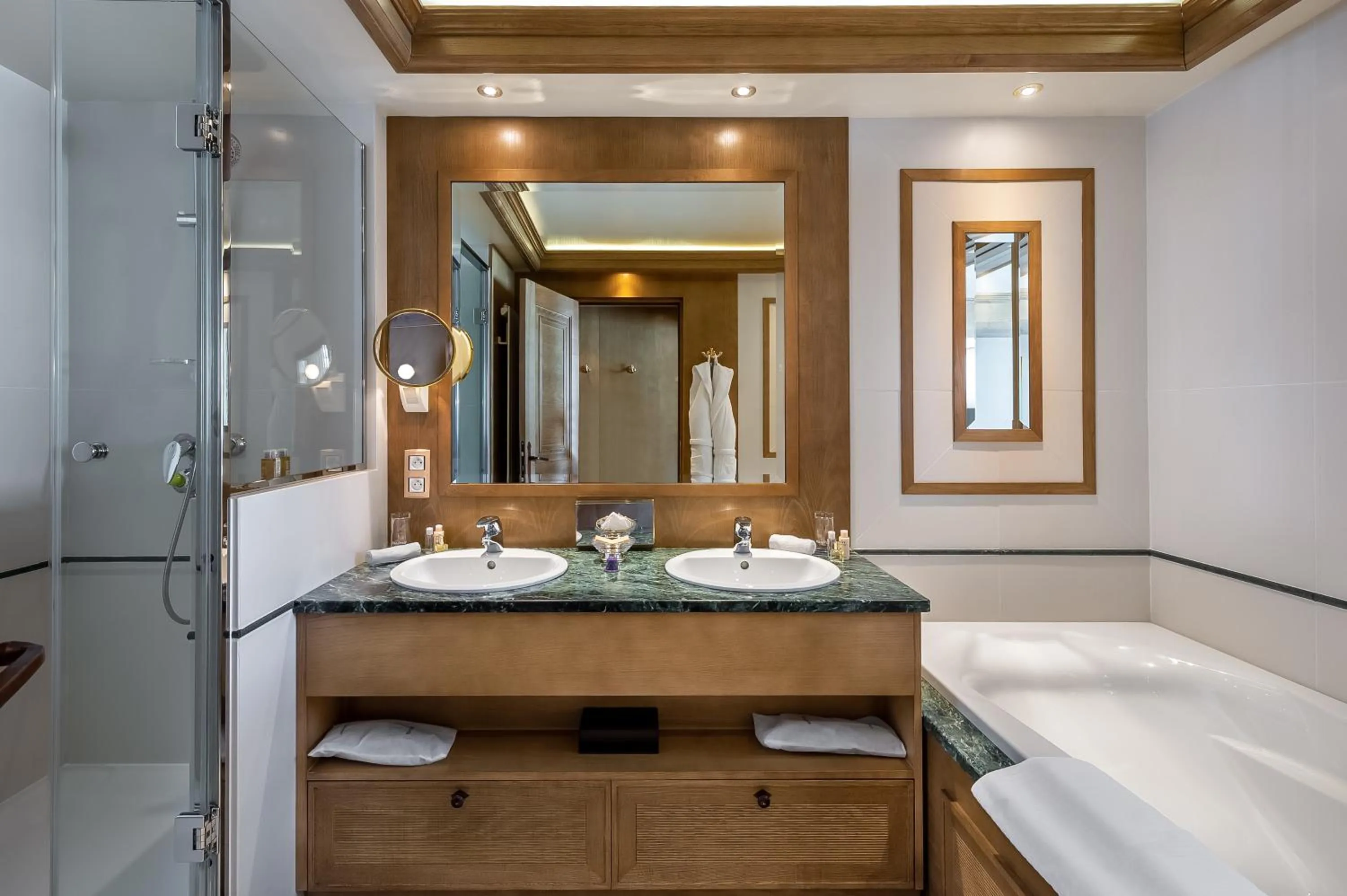 Bathroom in Hotel Annapurna